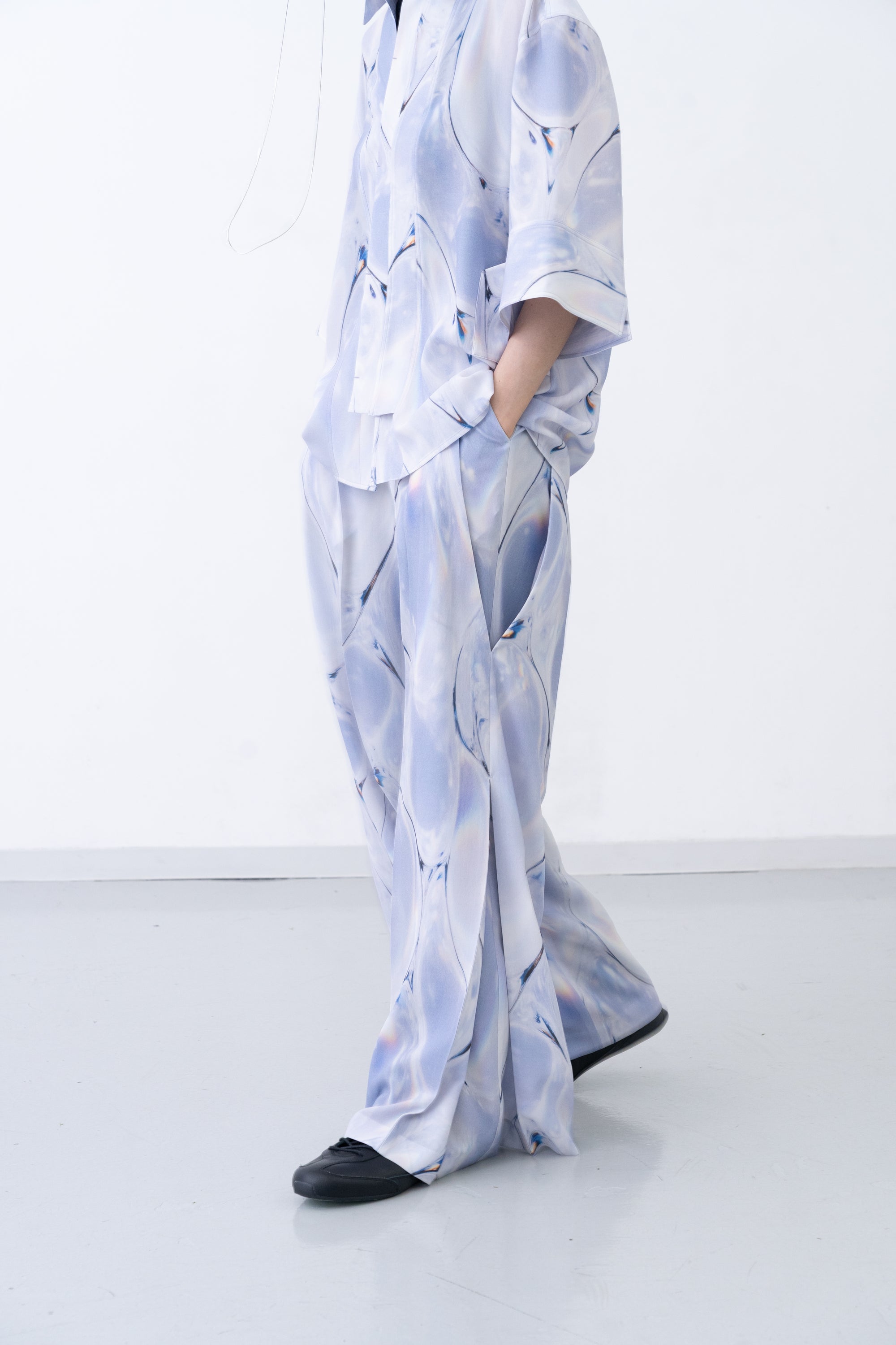 [PRE] Layhak Trousers Oyster / light