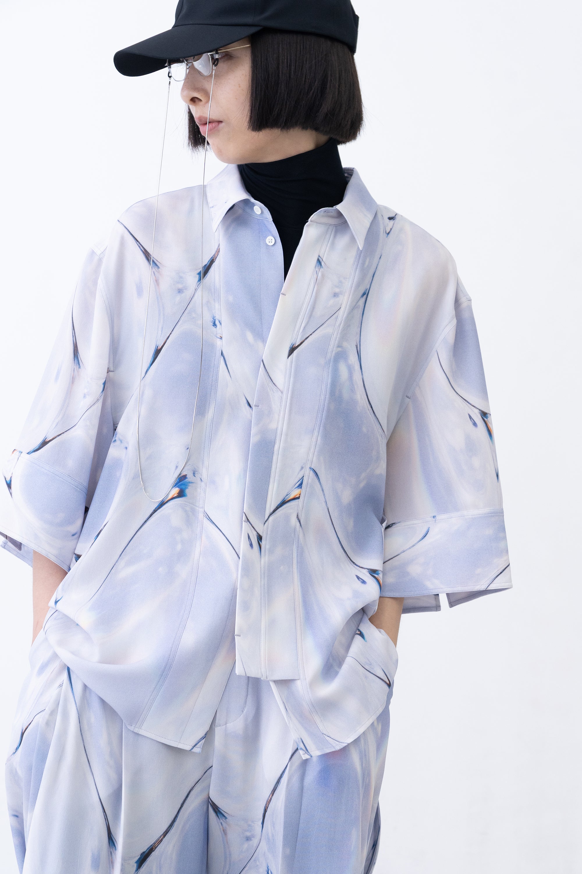 [PRE] Tri Front Shirt Oyster / light