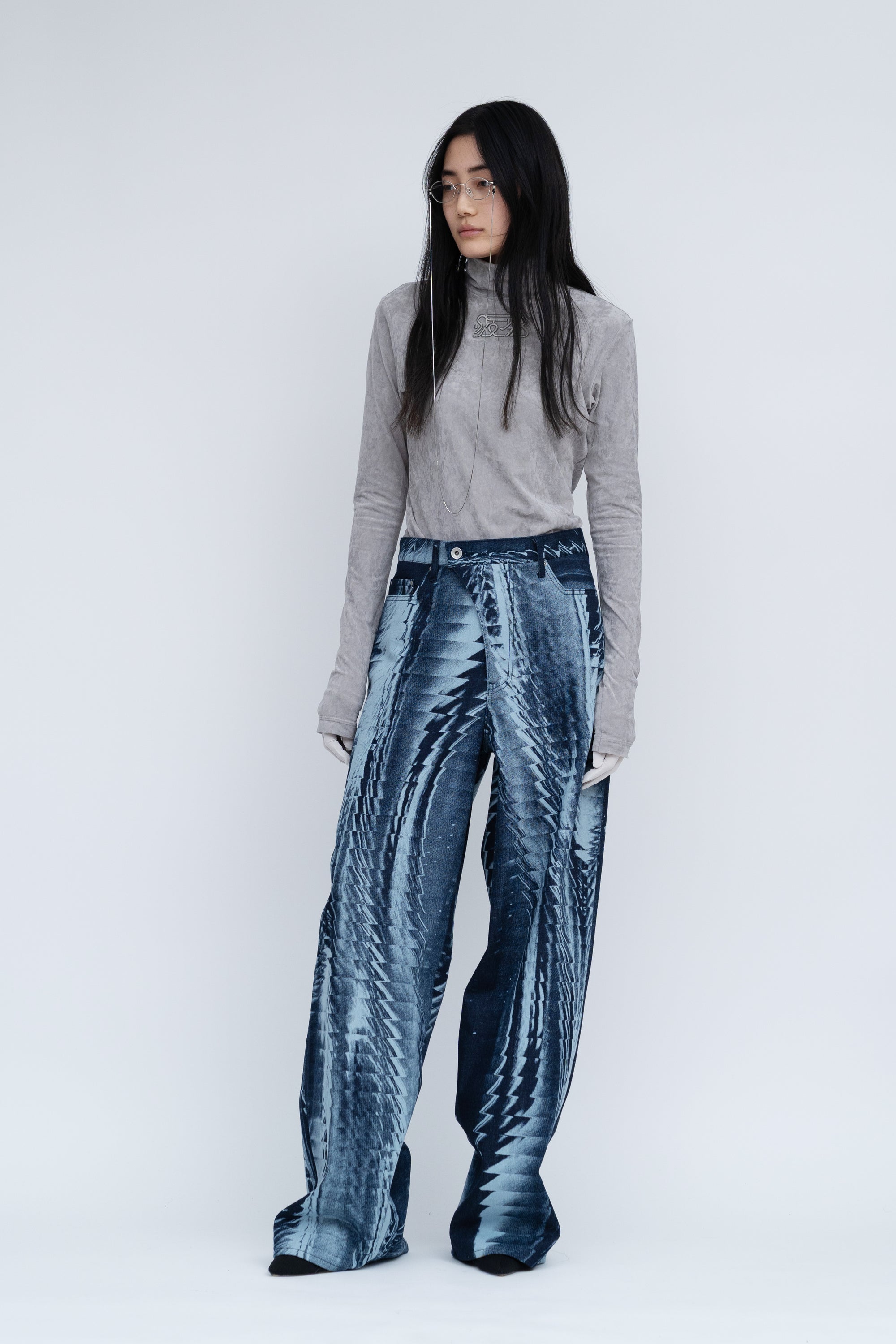 Latent Bleach Denim / navy