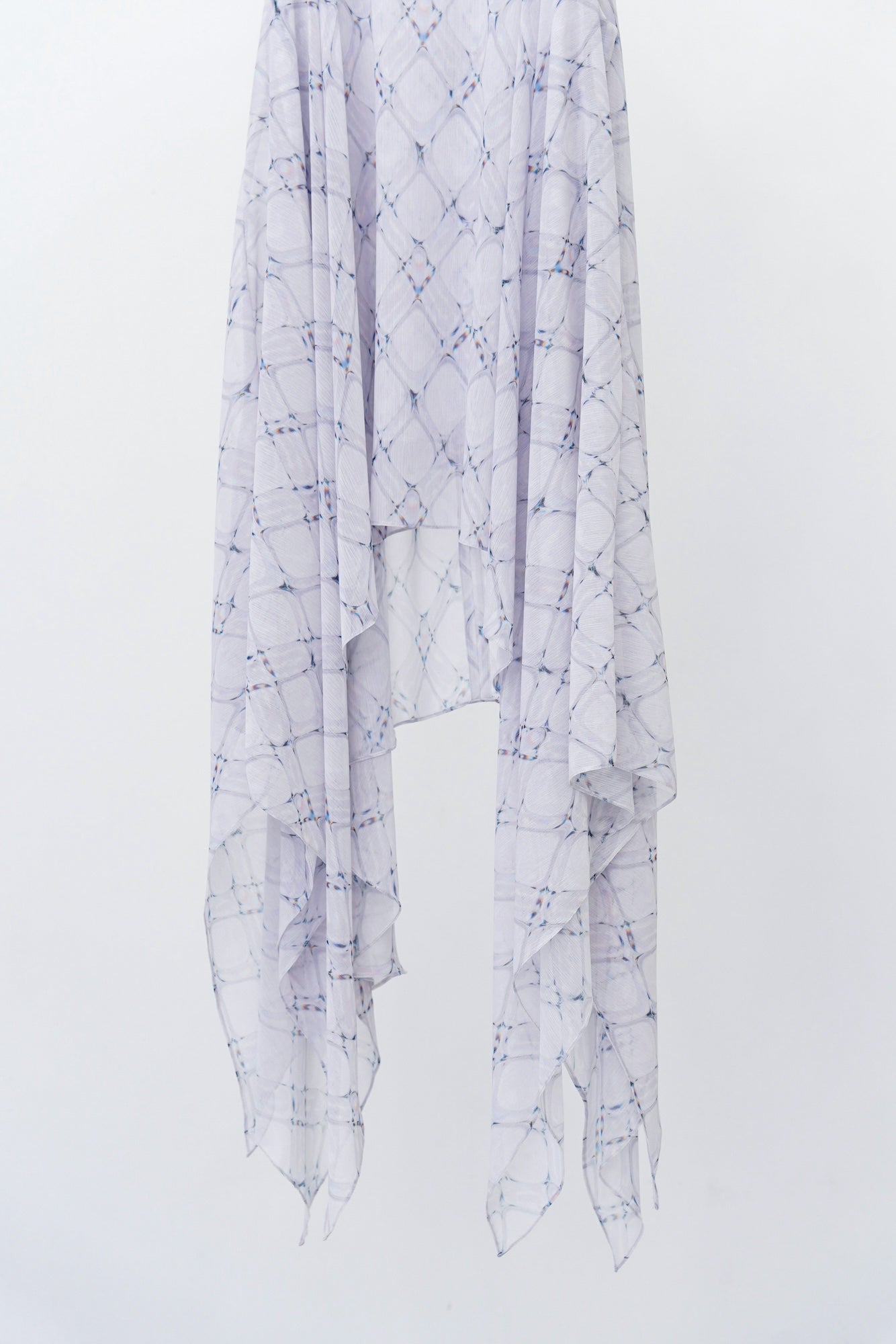 [PRE] Lattice Skyfish Robe / white