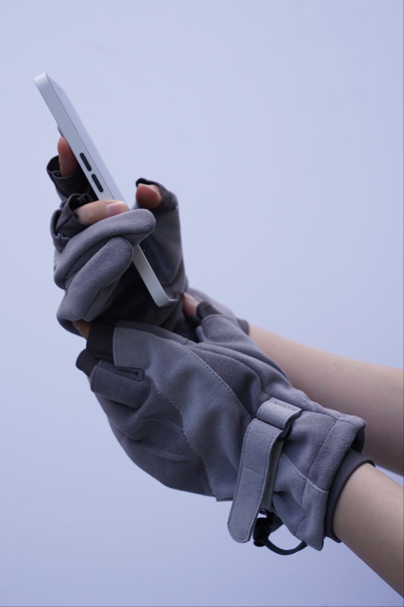 Study Gloves / grey