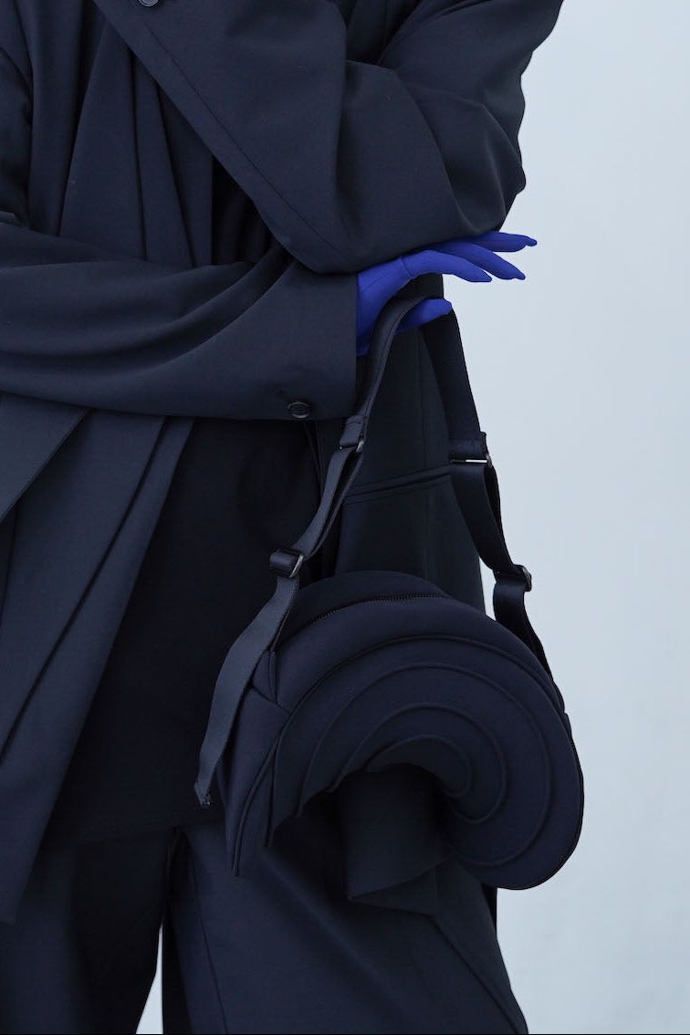 Moebius Bag / black