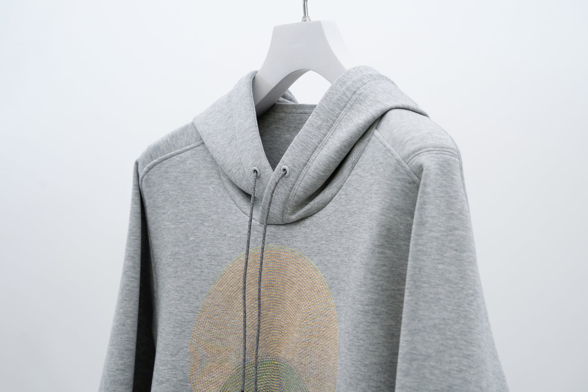 Echo Embroidery Hoodie / grey