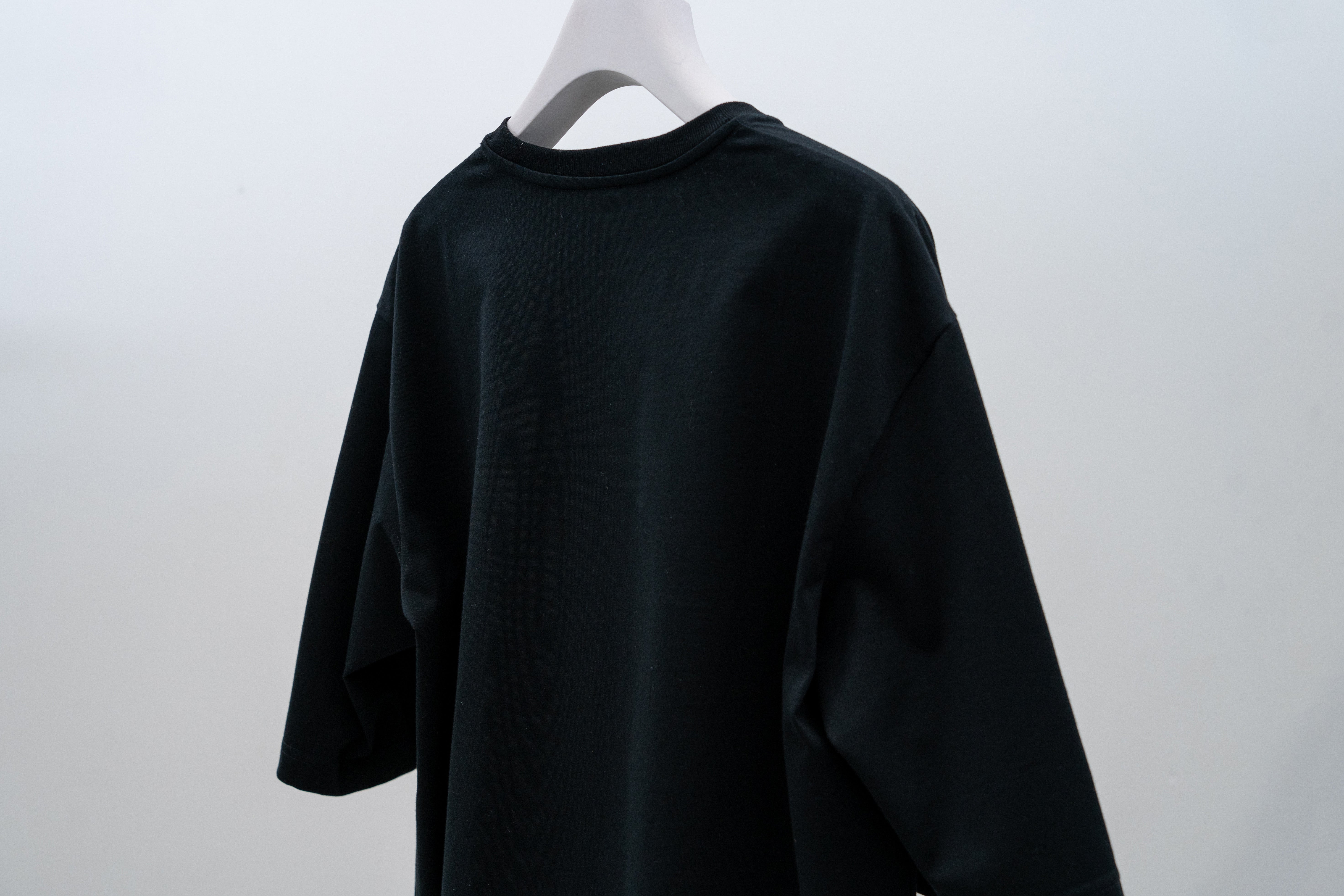 TS-Slit Tear / black – HATRA OFFICIAL