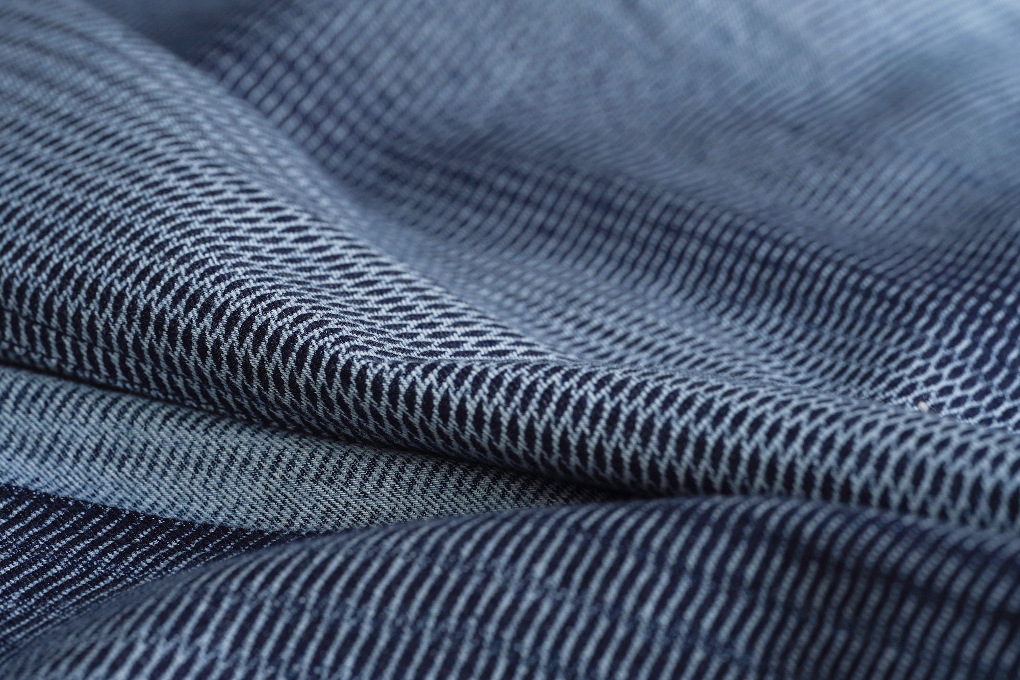 Mirage Bleach Denim / navy – HATRA OFFICIAL
