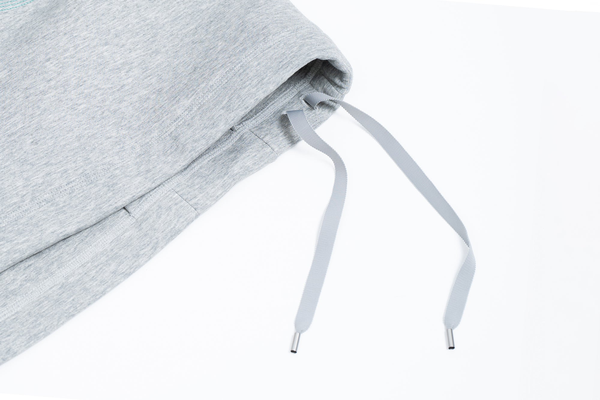 Echo Embroidery Hoodie / grey
