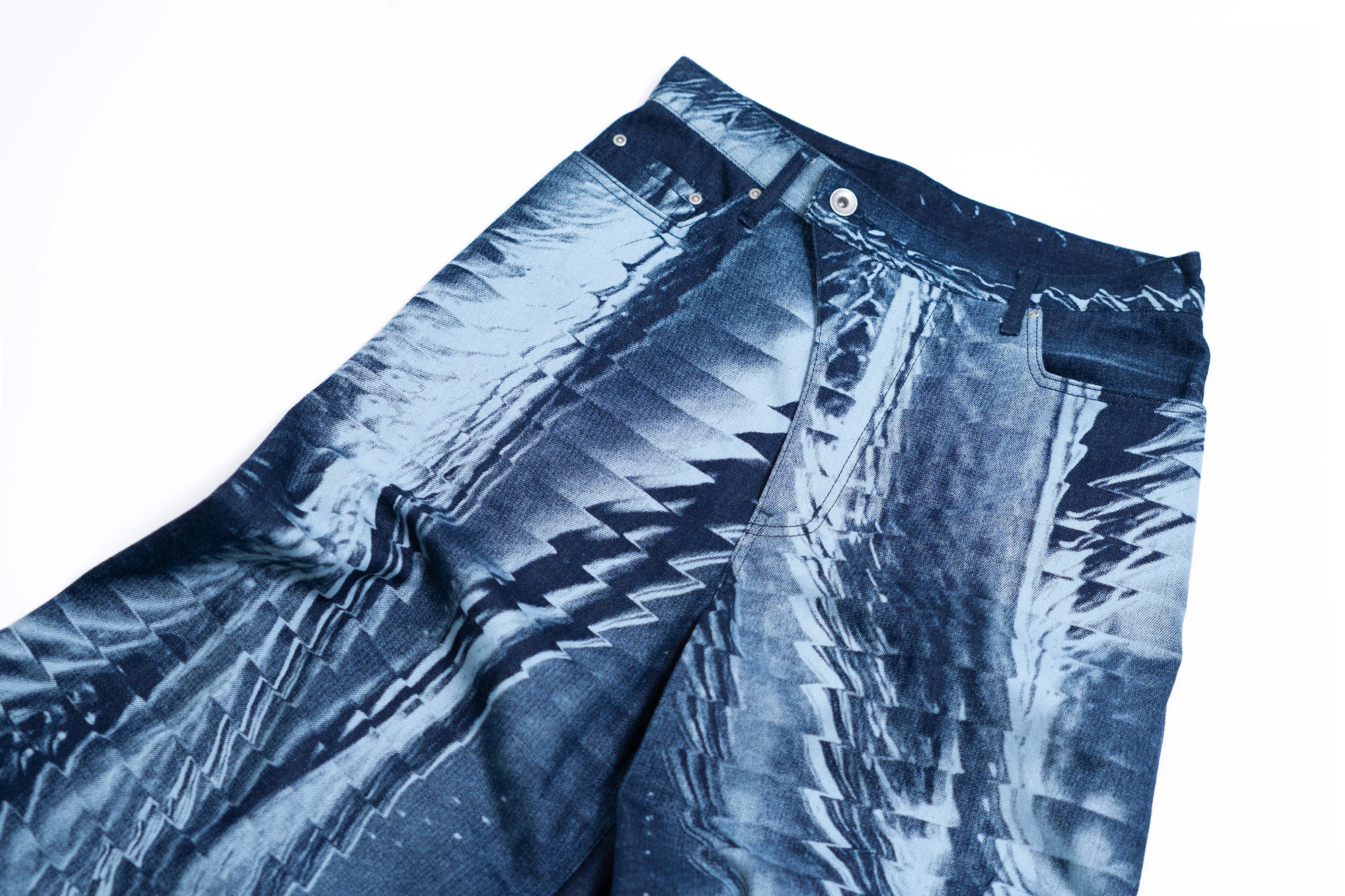 Latent Bleach Denim / navy