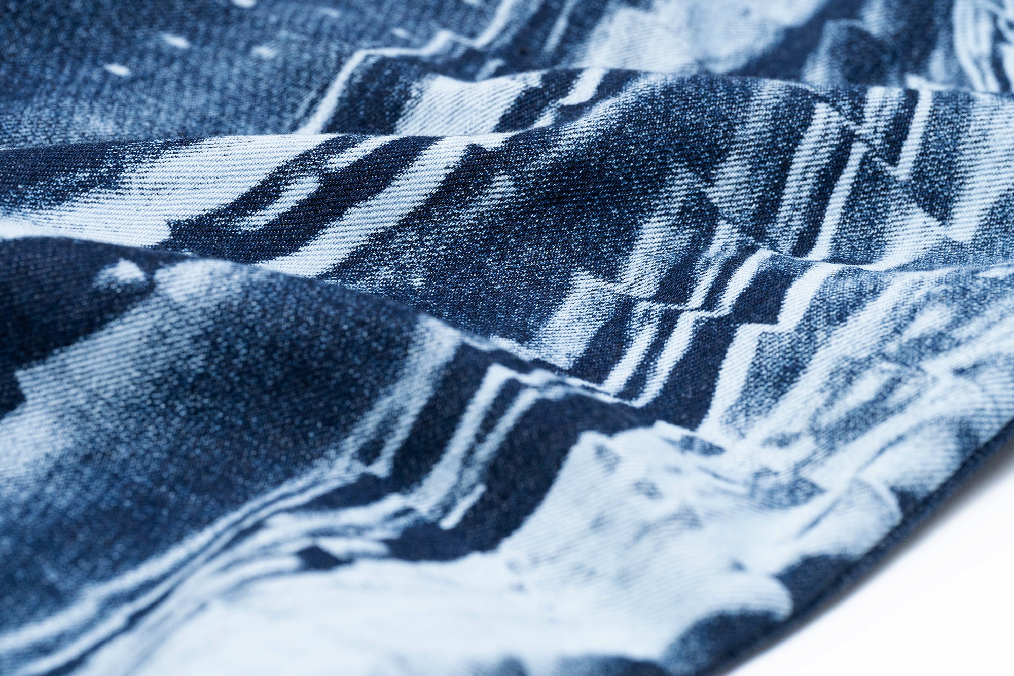 Latent Bleach Denim / navy