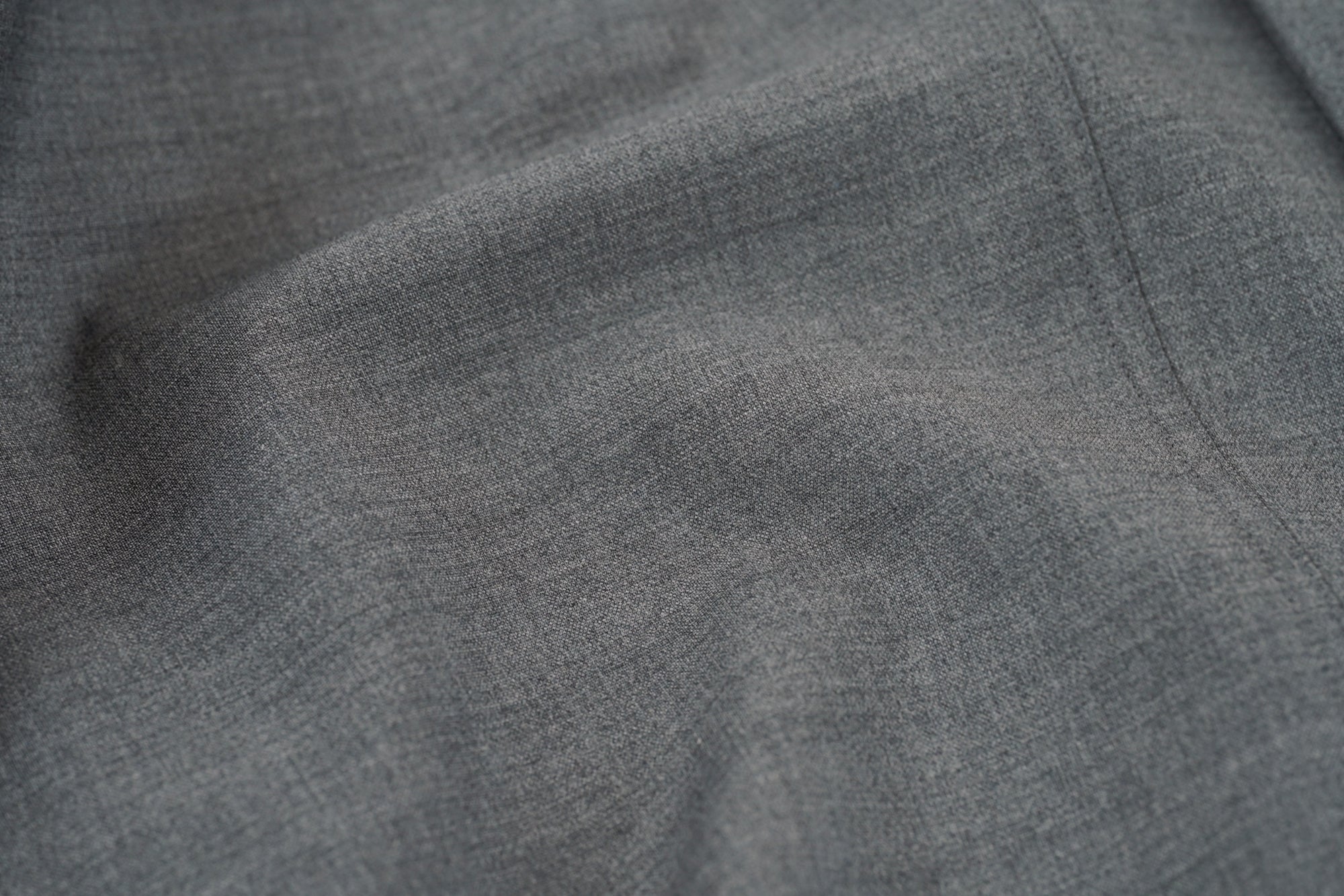 [PRE] Tri Front Shirt / grey