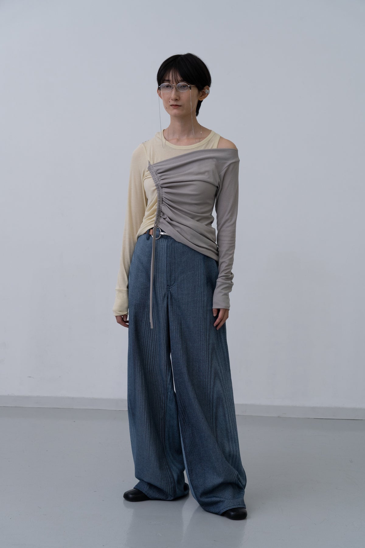 [PRE] Equil Tank / yellow-grey