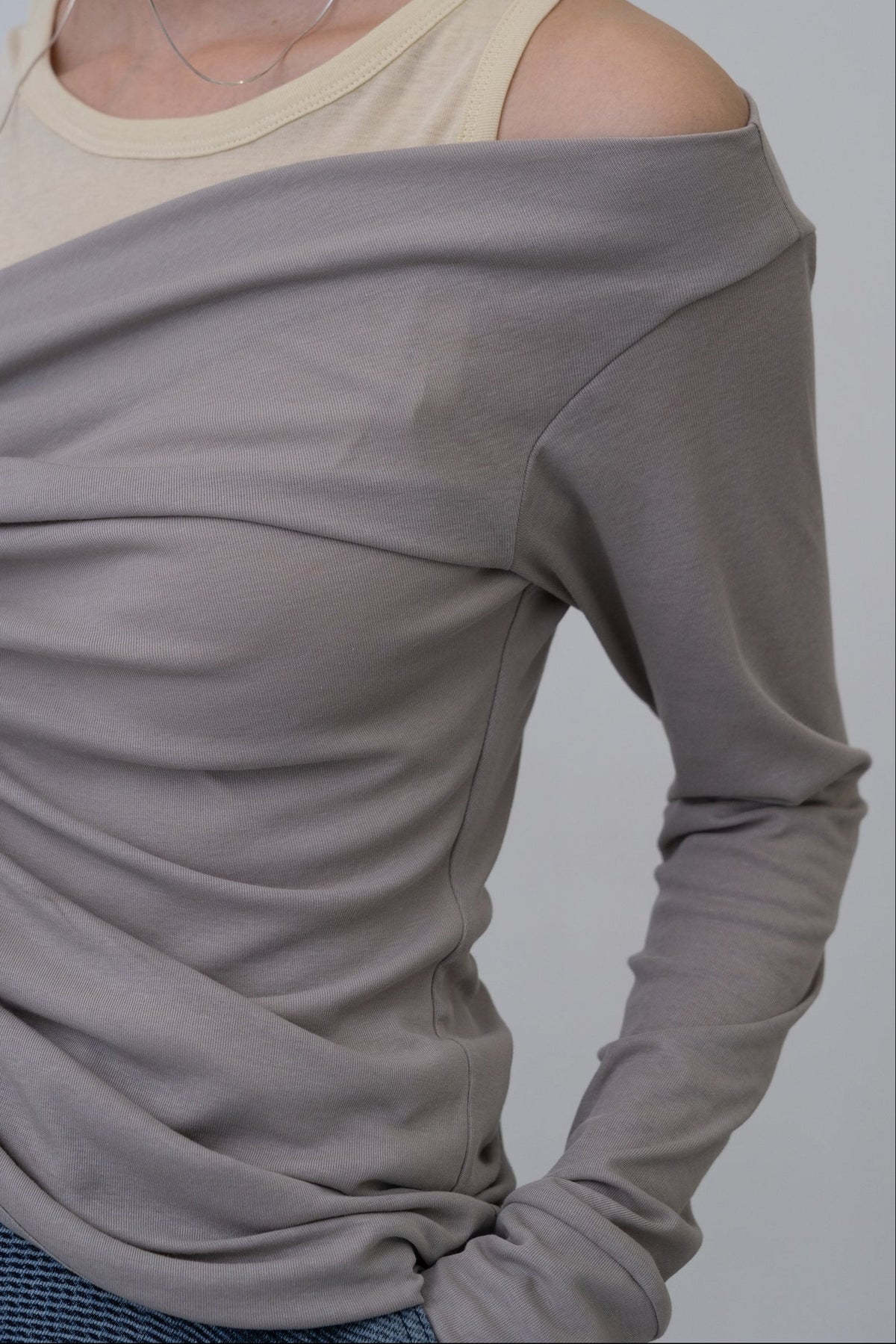 [PRE] Equil Tank / yellow-grey