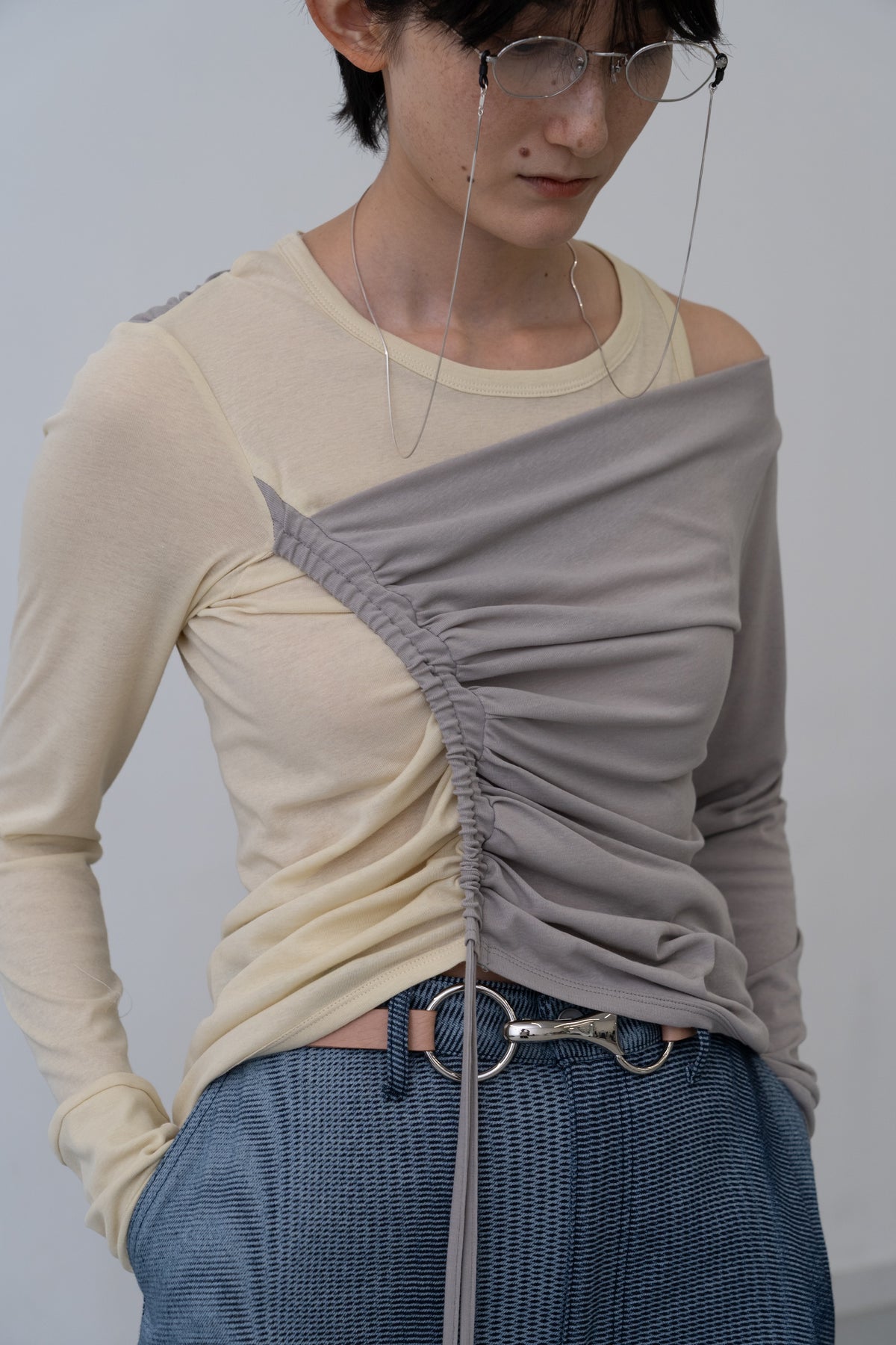 [PRE] Equil Tank / yellow-grey