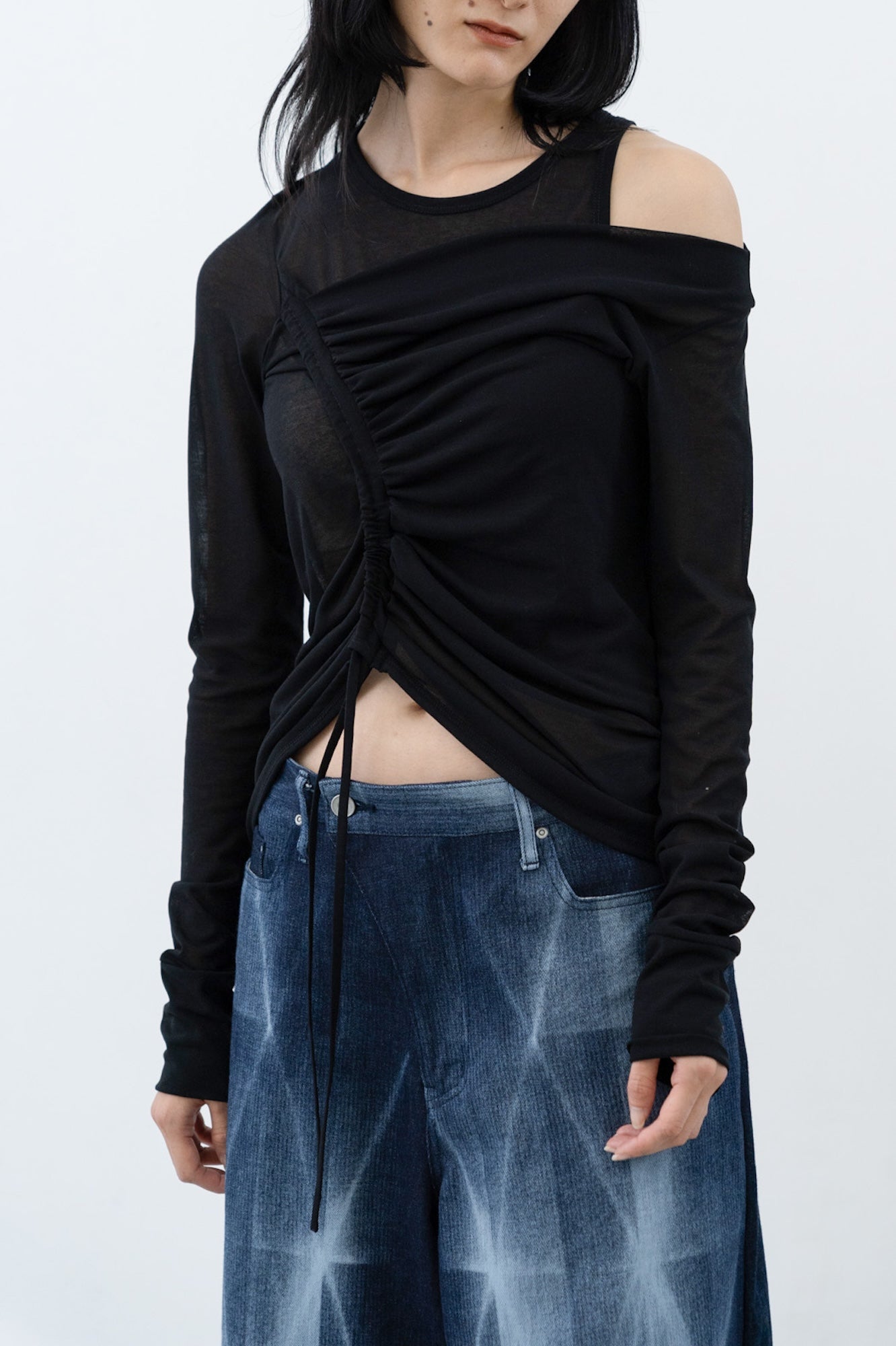 [PRE] Equil Tank / black