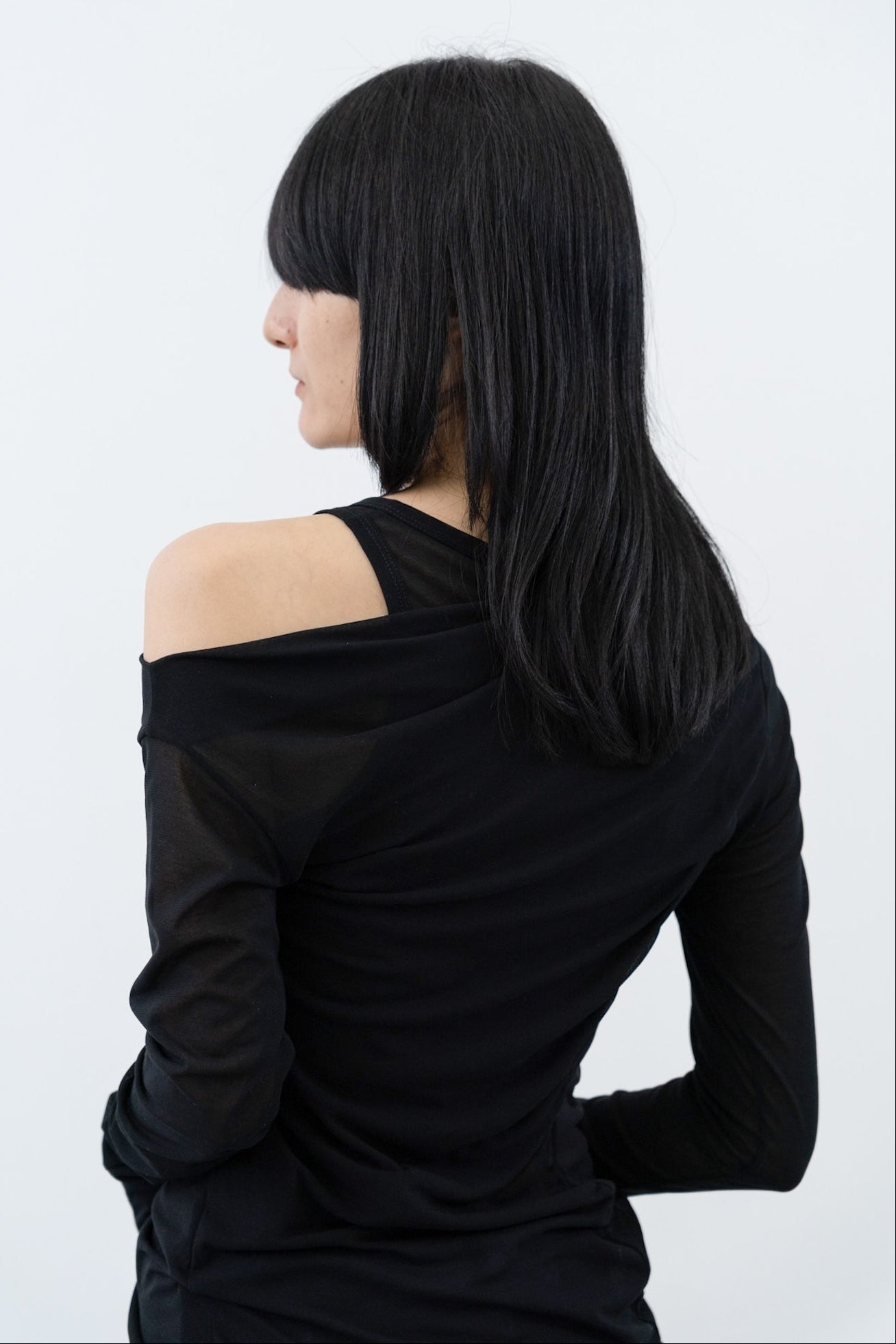 Equil Tank / black