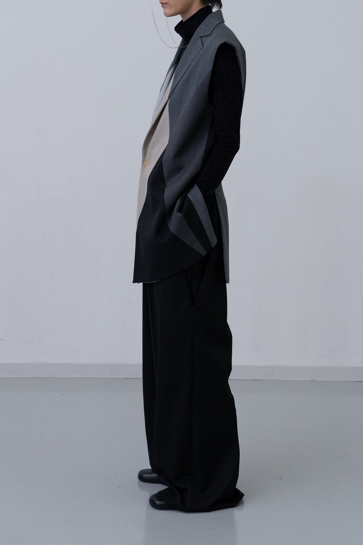 [PRE] Layhak Sway Trousers / black