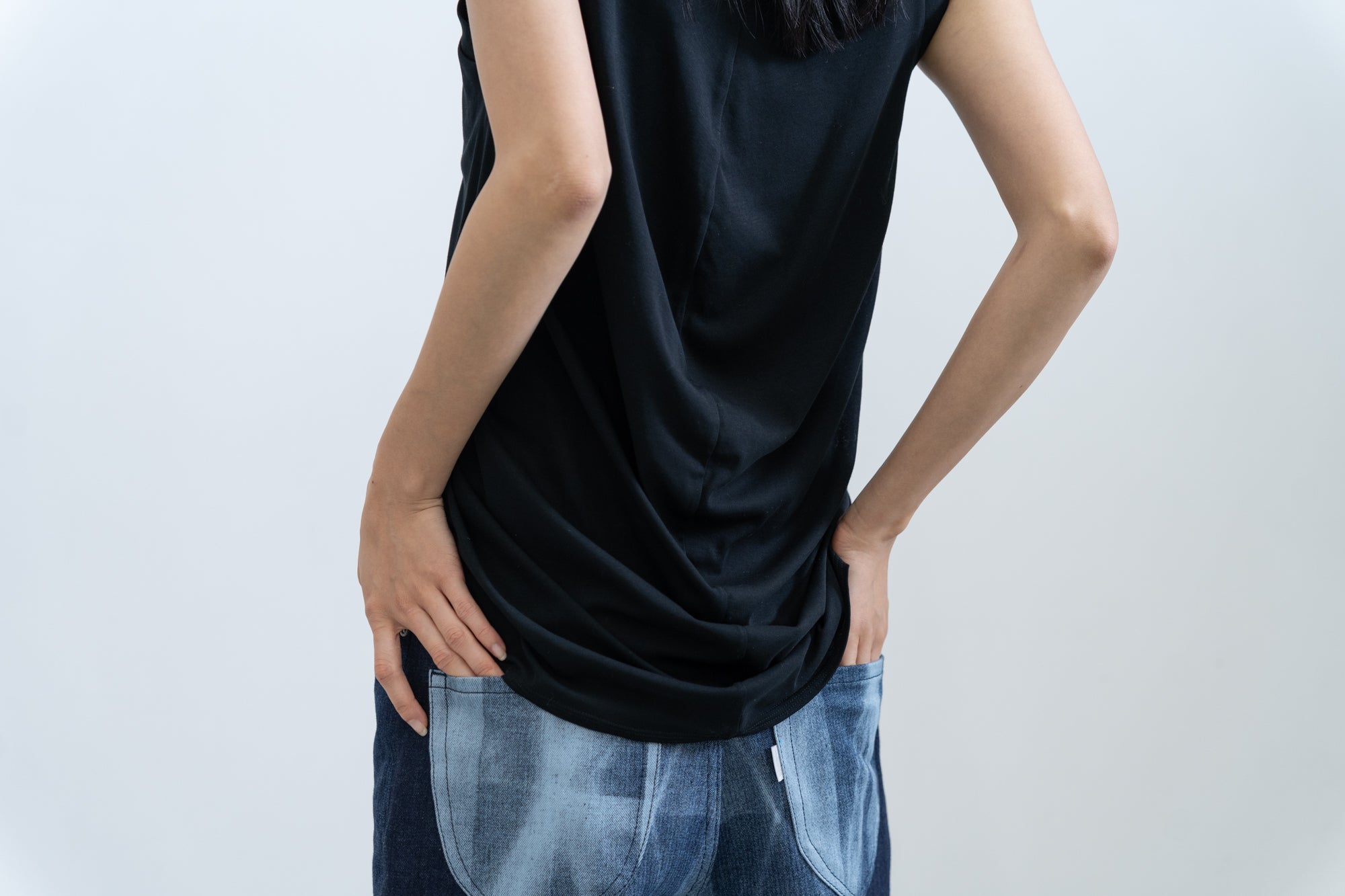 Dia Tank / white