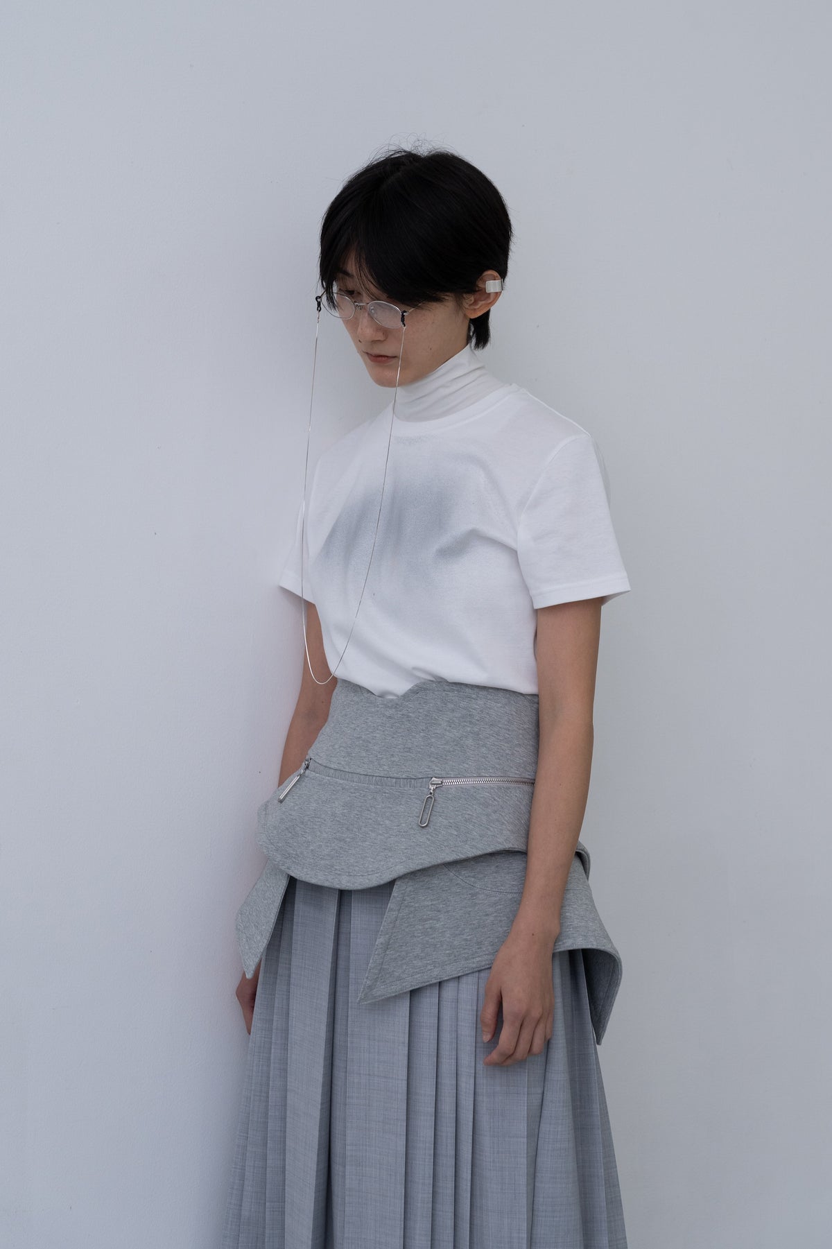 [PRE] TSS-Torch / white