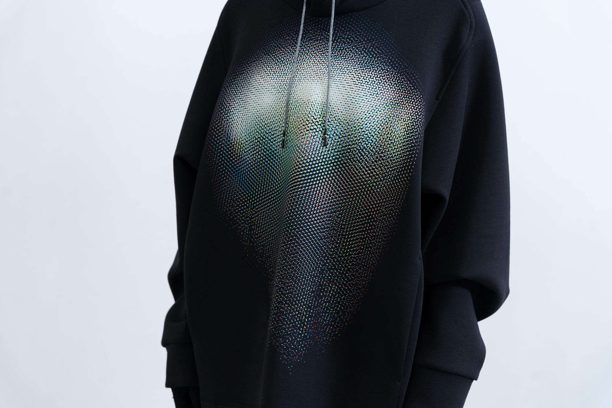 Tear Hoodie / black