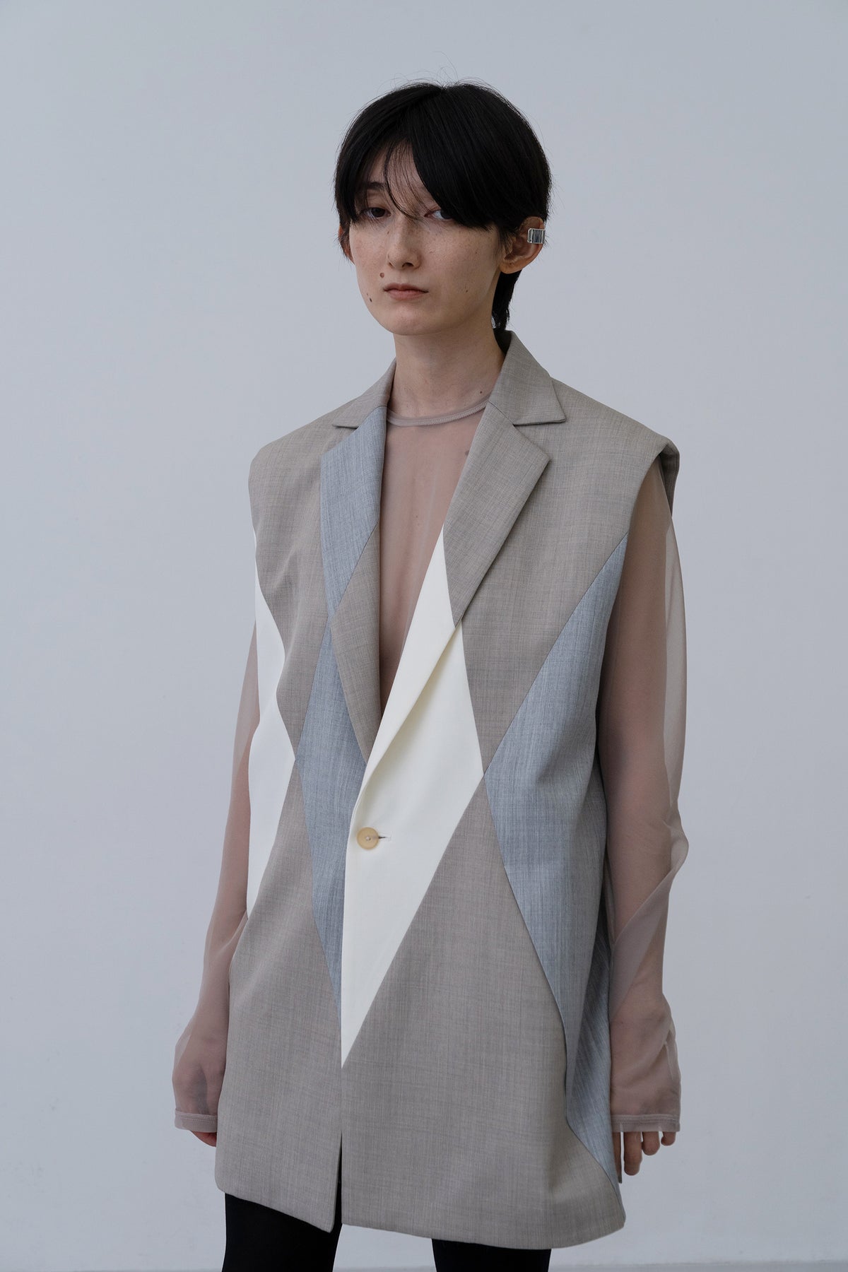 [PRE] Winker Sleeveless Jacket / grey-m