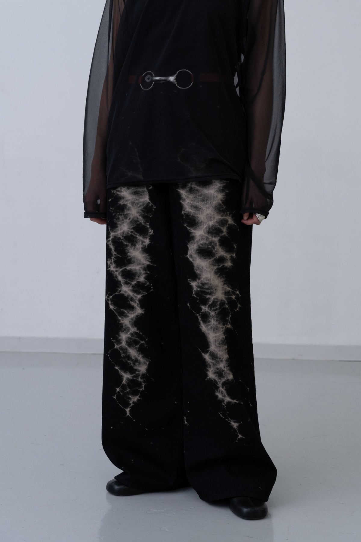 [PRE] Caustics Bleach Denim / black