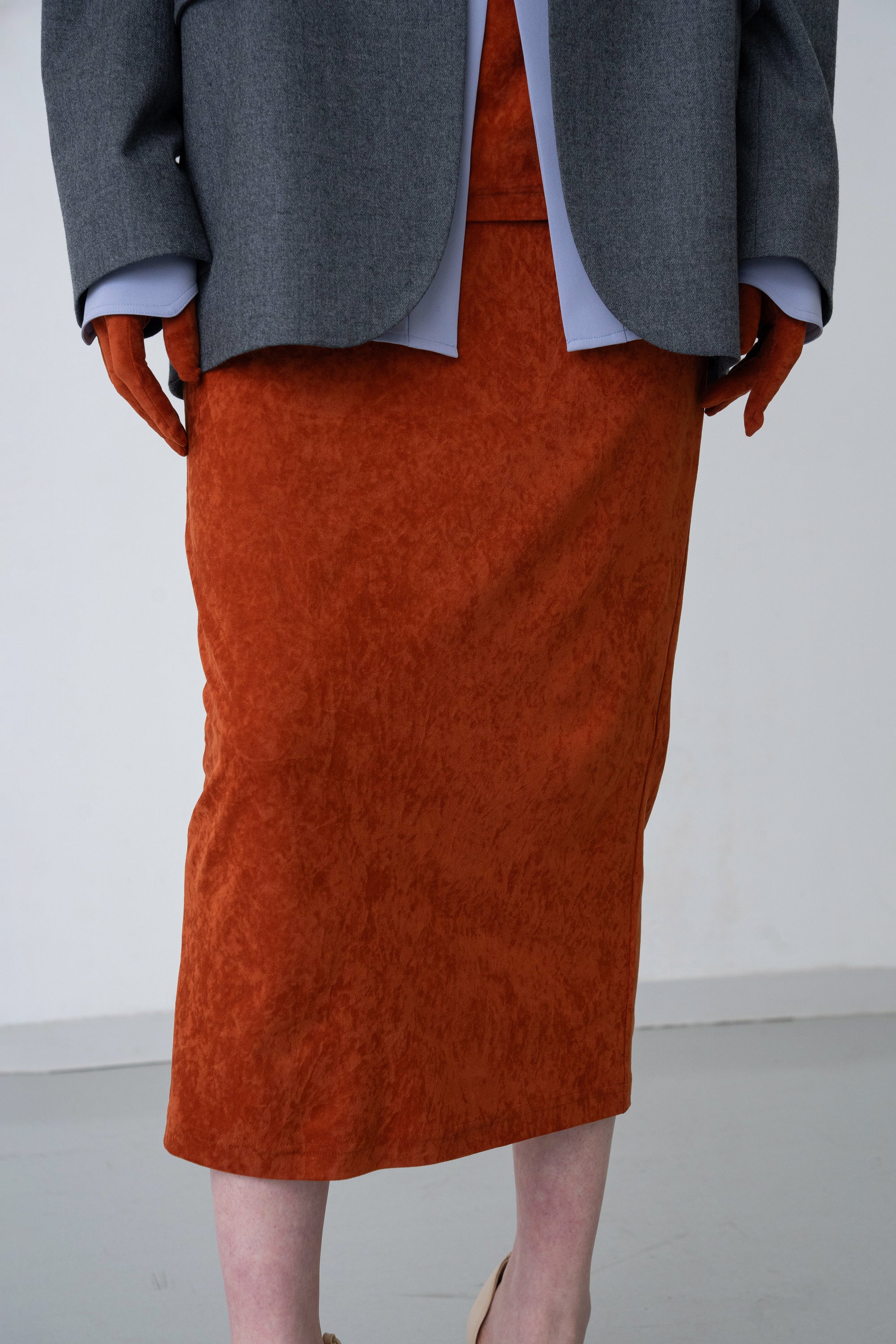 Lunar Velour Skirt / black