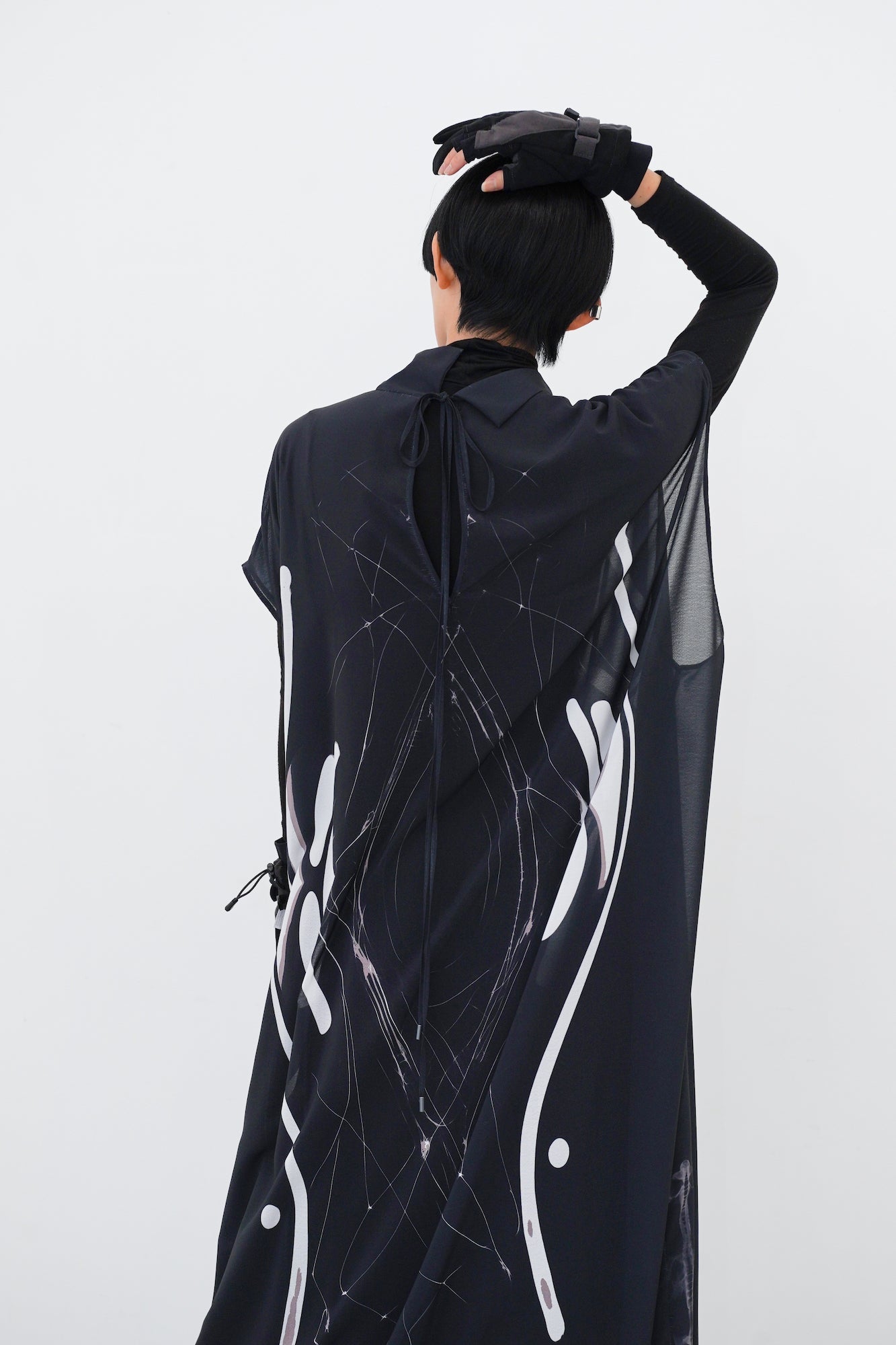 Envelope Sheer Robe / black-mind