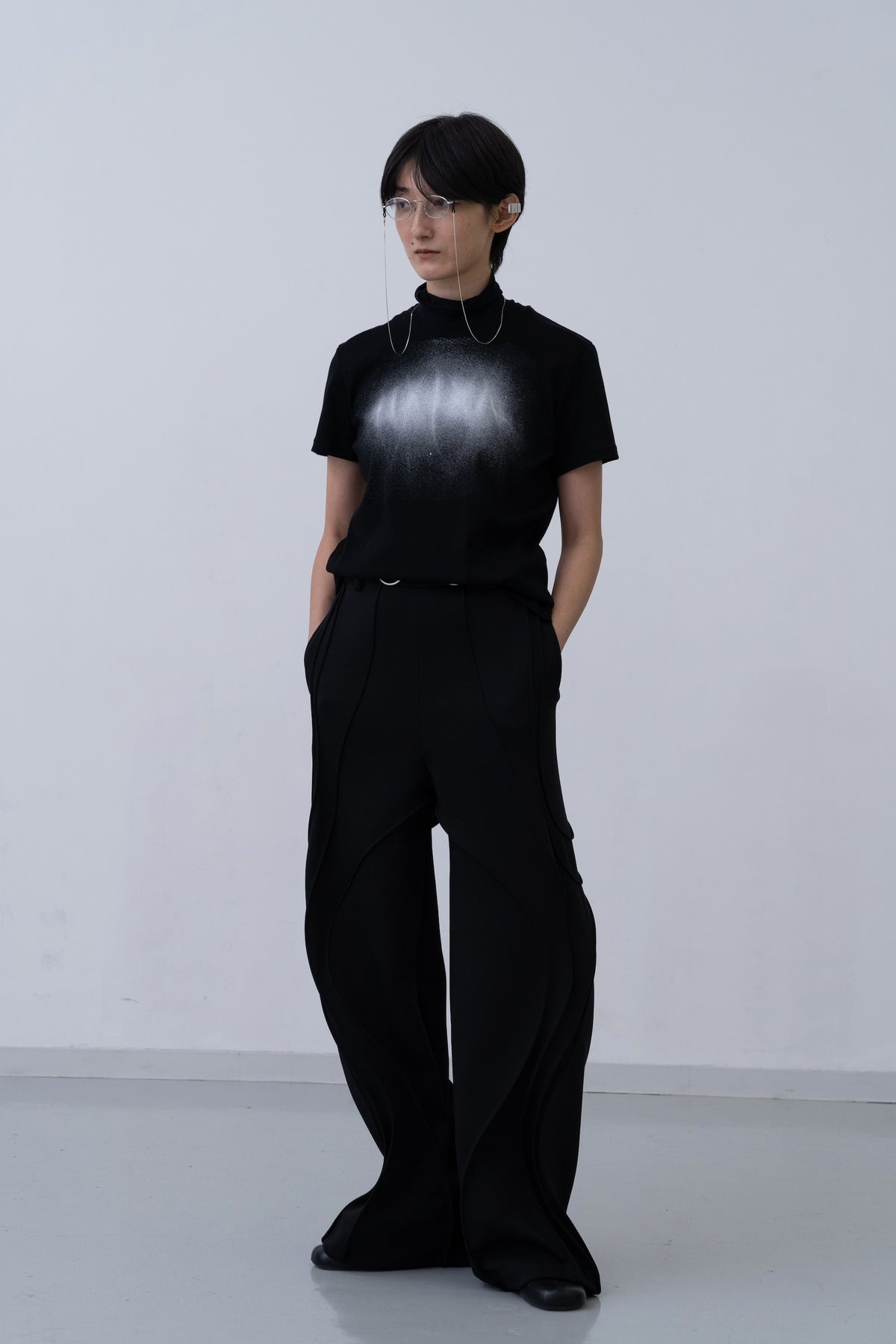[PRE] TSS-Torch / black