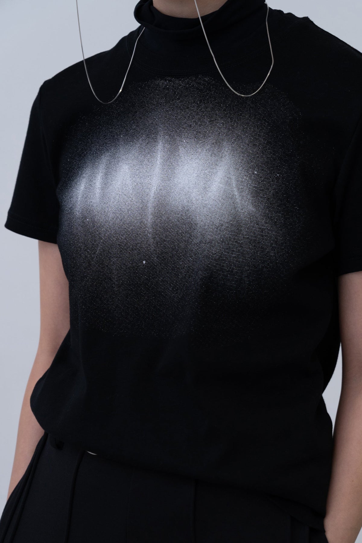 [PRE] TSS-Torch / black