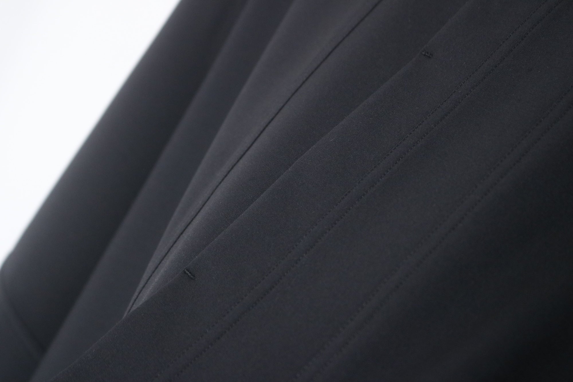[PRE] Tri Front Shirt / black