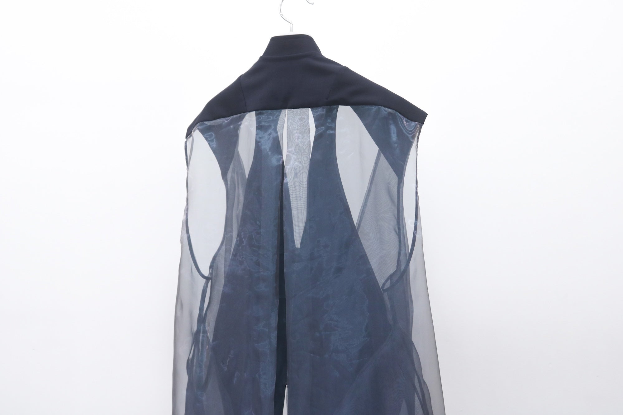 Tao Sheer Gown / navy