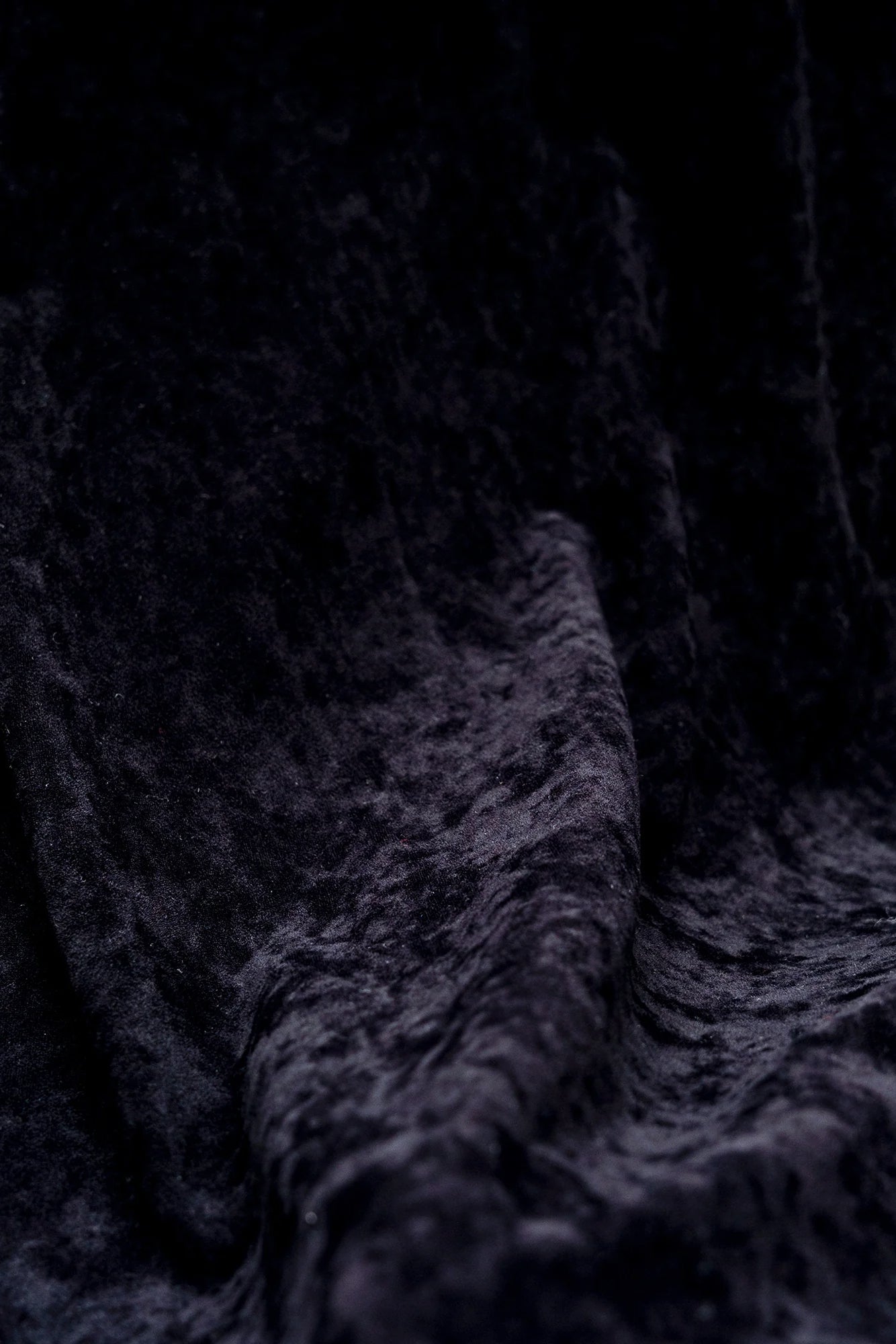 Lunar Velour Skirt / black