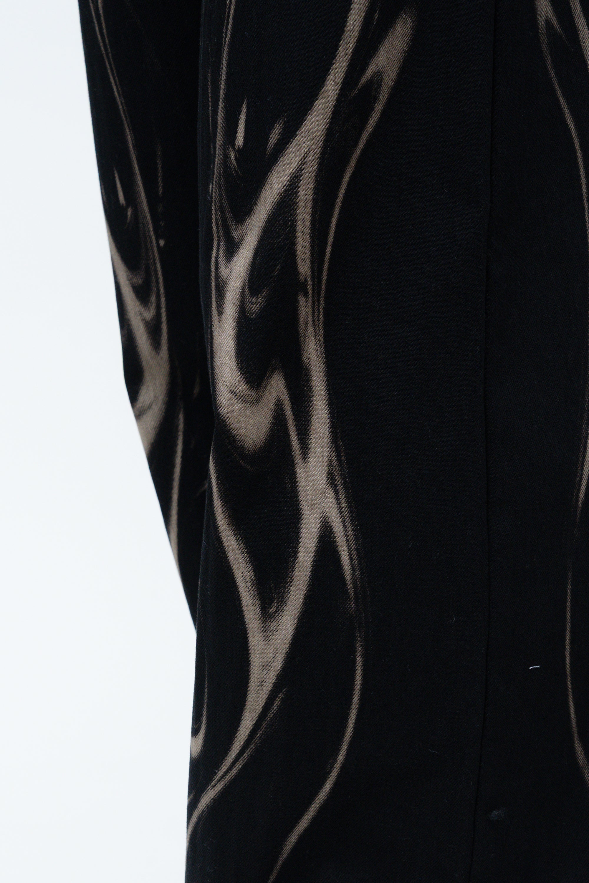 Refract Bleach Denim / black