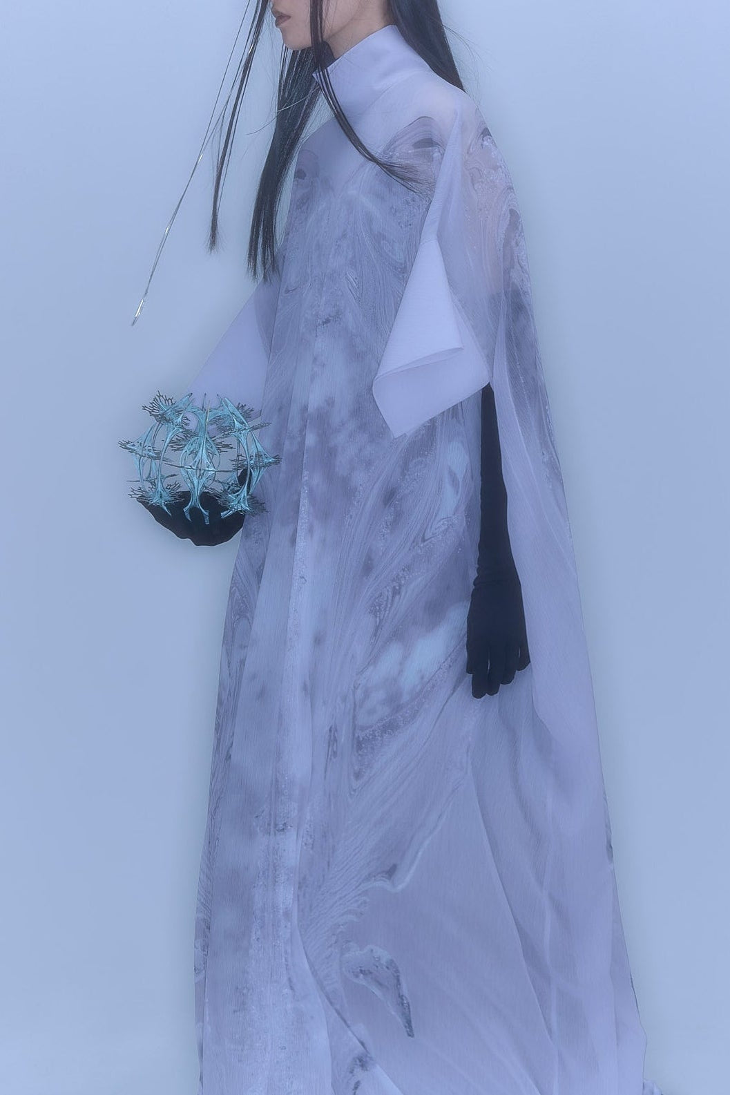 Phenomenal Sheer Robe / fog grey