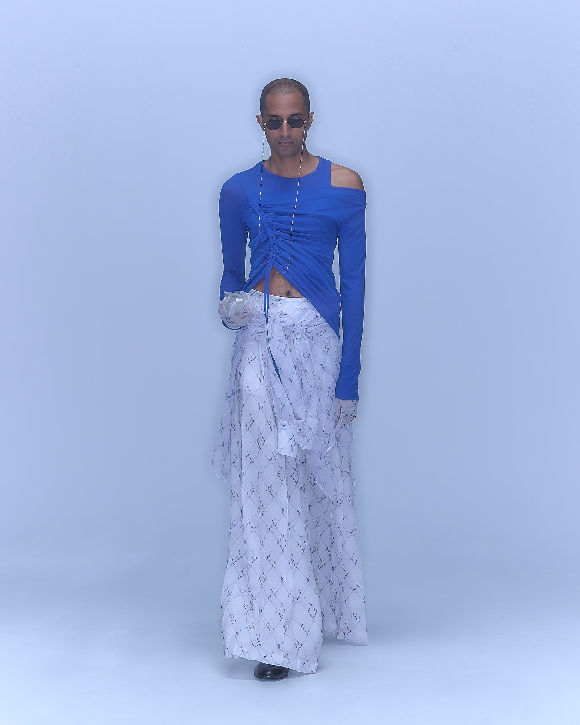 [PRE] Hak Pleats Pants Lattice / white