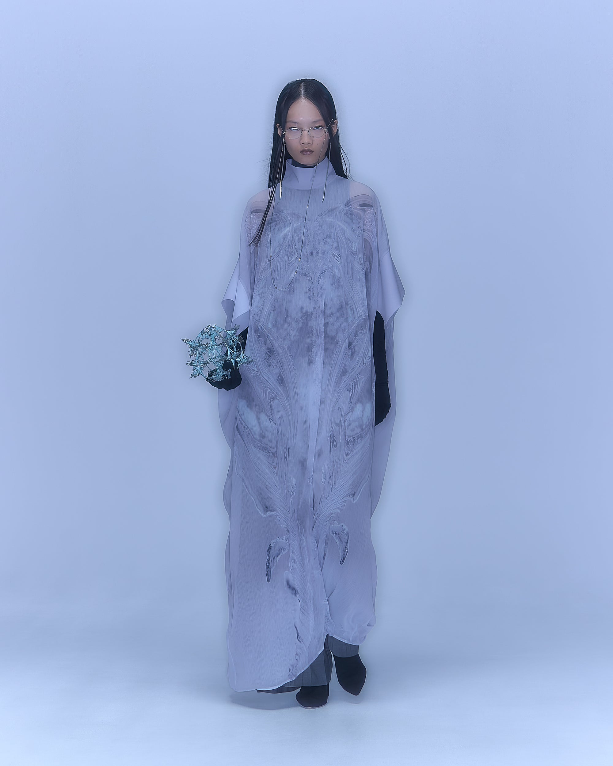 [PRE] Phenomenal Sheer Robe / fog grey