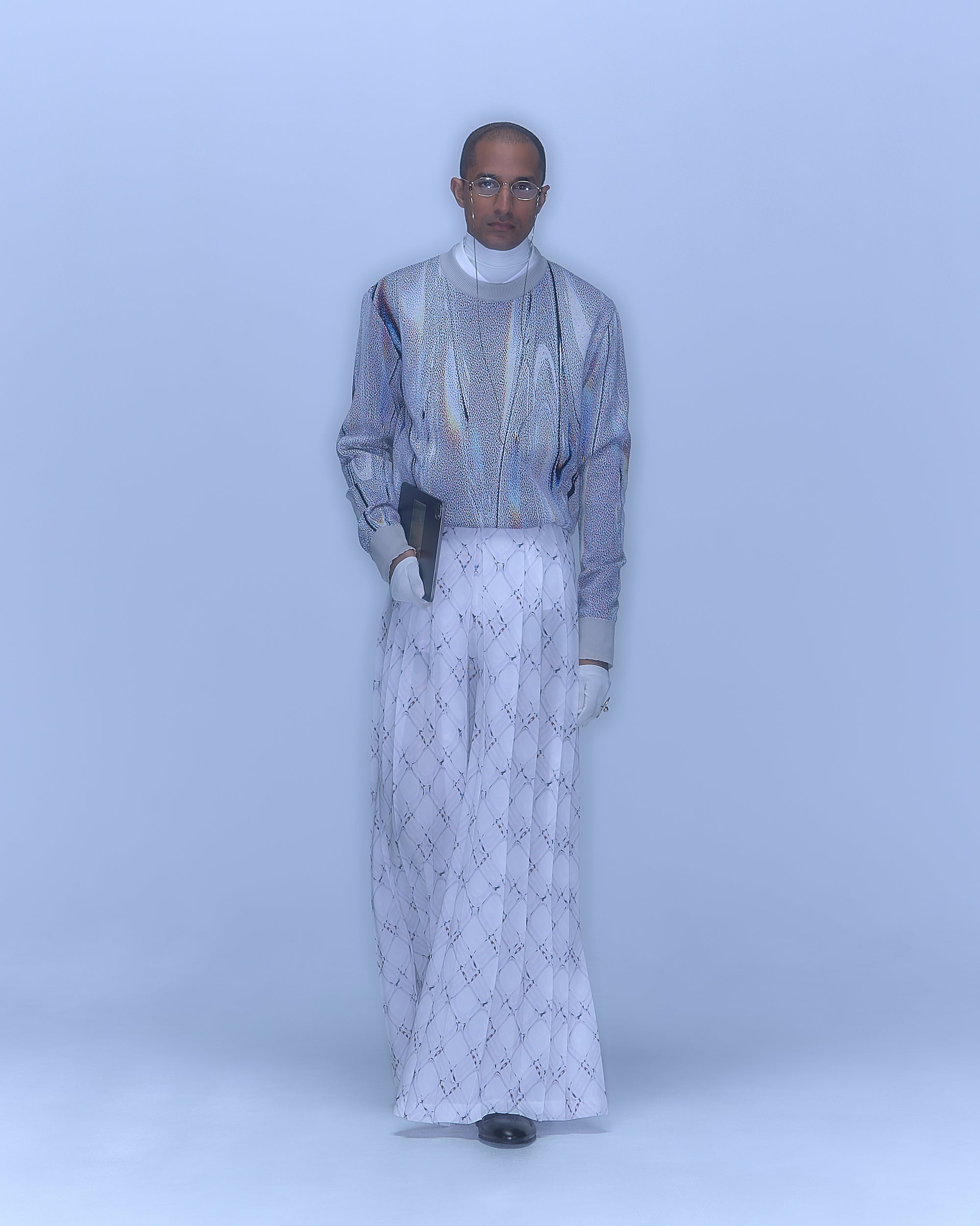 [PRE] Hak Pleats Pants Lattice / white