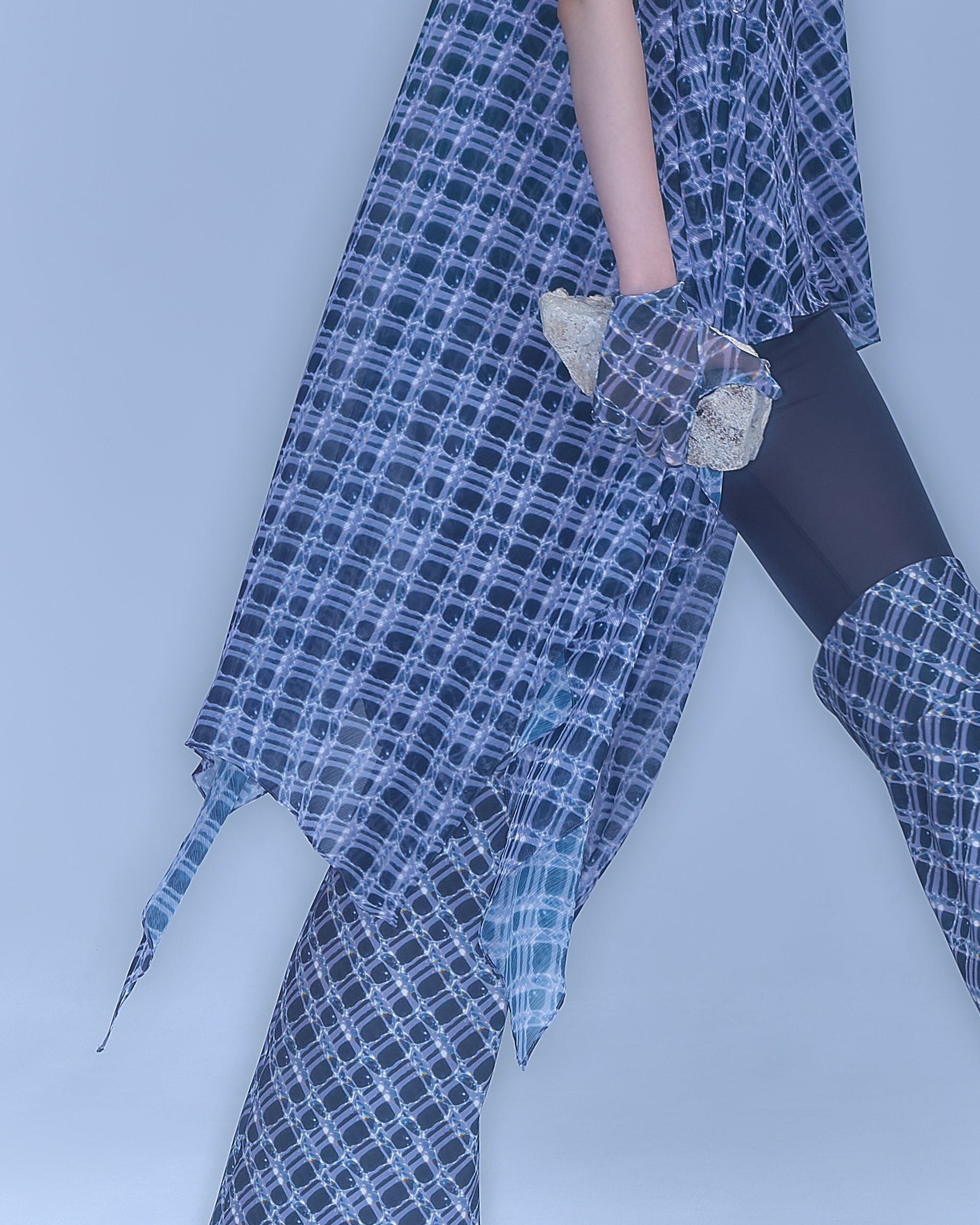 [PRE] Lattice Skyfish Robe / charcoal