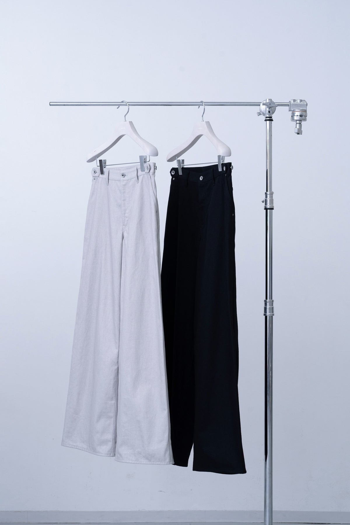 Slash Solid Denim / black - Image 6