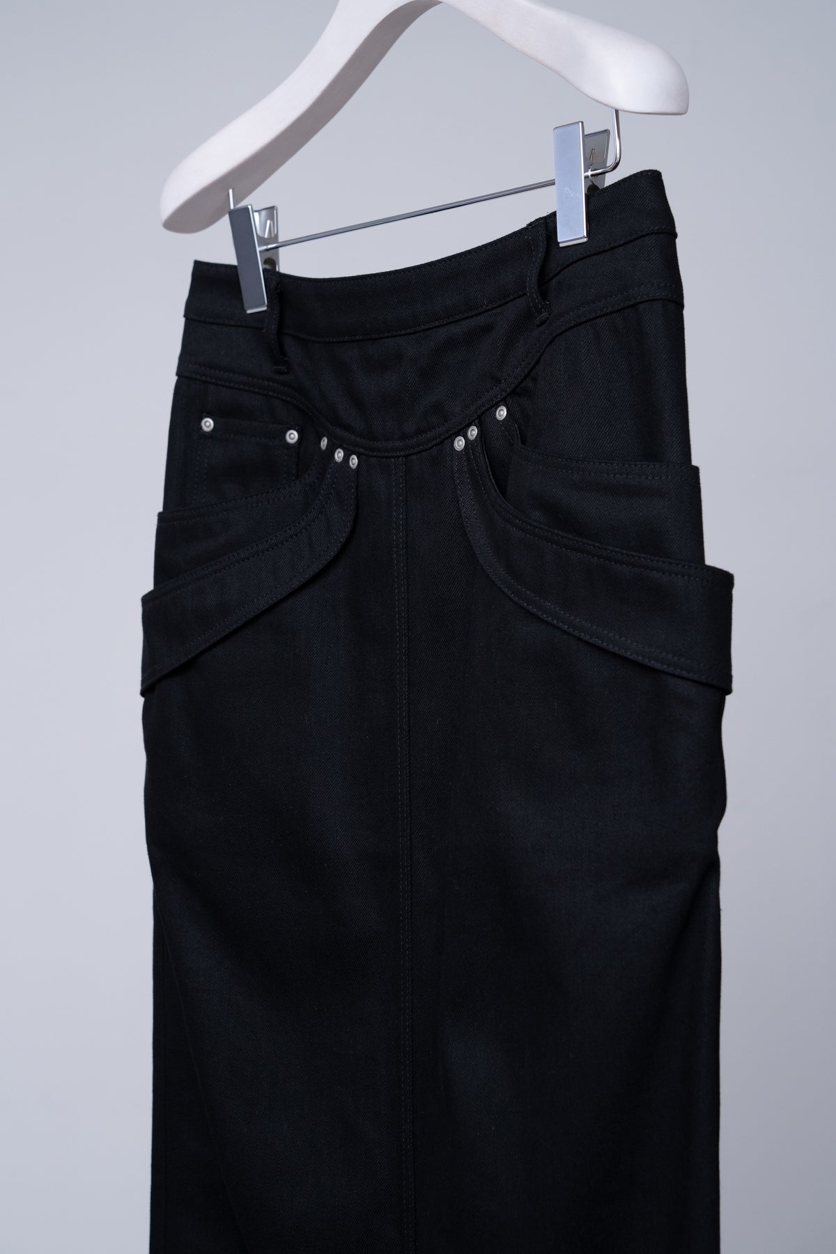 Refrain Denim Skirt / black - Image 2