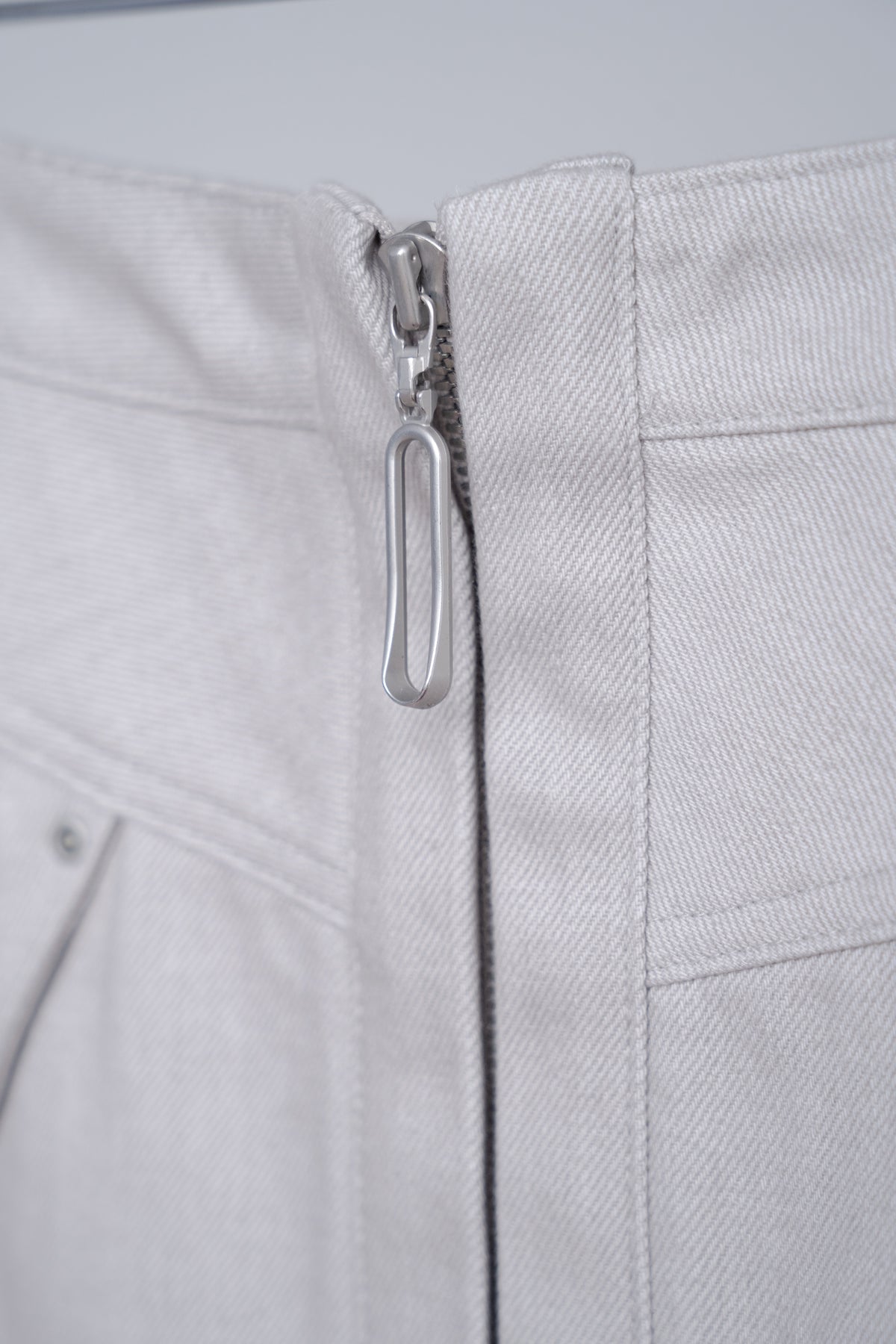 Refrain Denim Skirt / grey - Image 6