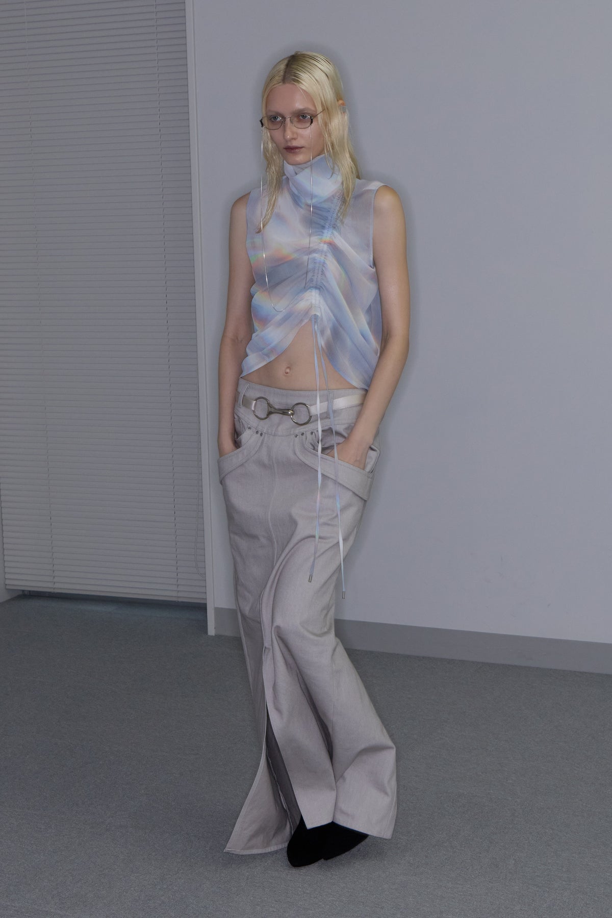 Refrain Denim Skirt / grey - Image 10