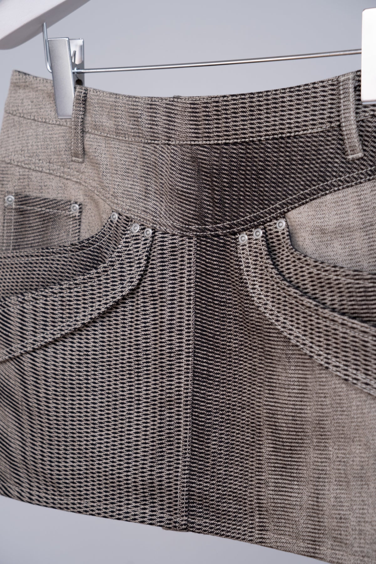 Mirage Bleach Mini Skirt / black - Image 3