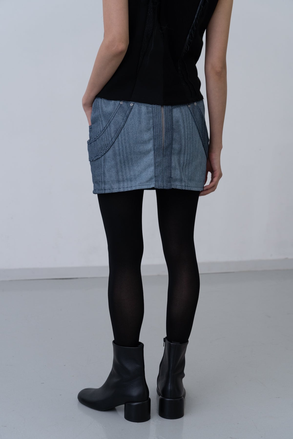 Mirage Bleach Mini Skirt / navy - Image 9