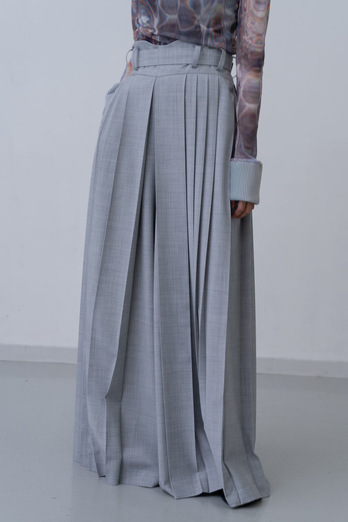 Hak Pleats Pants U / grey - Image 8