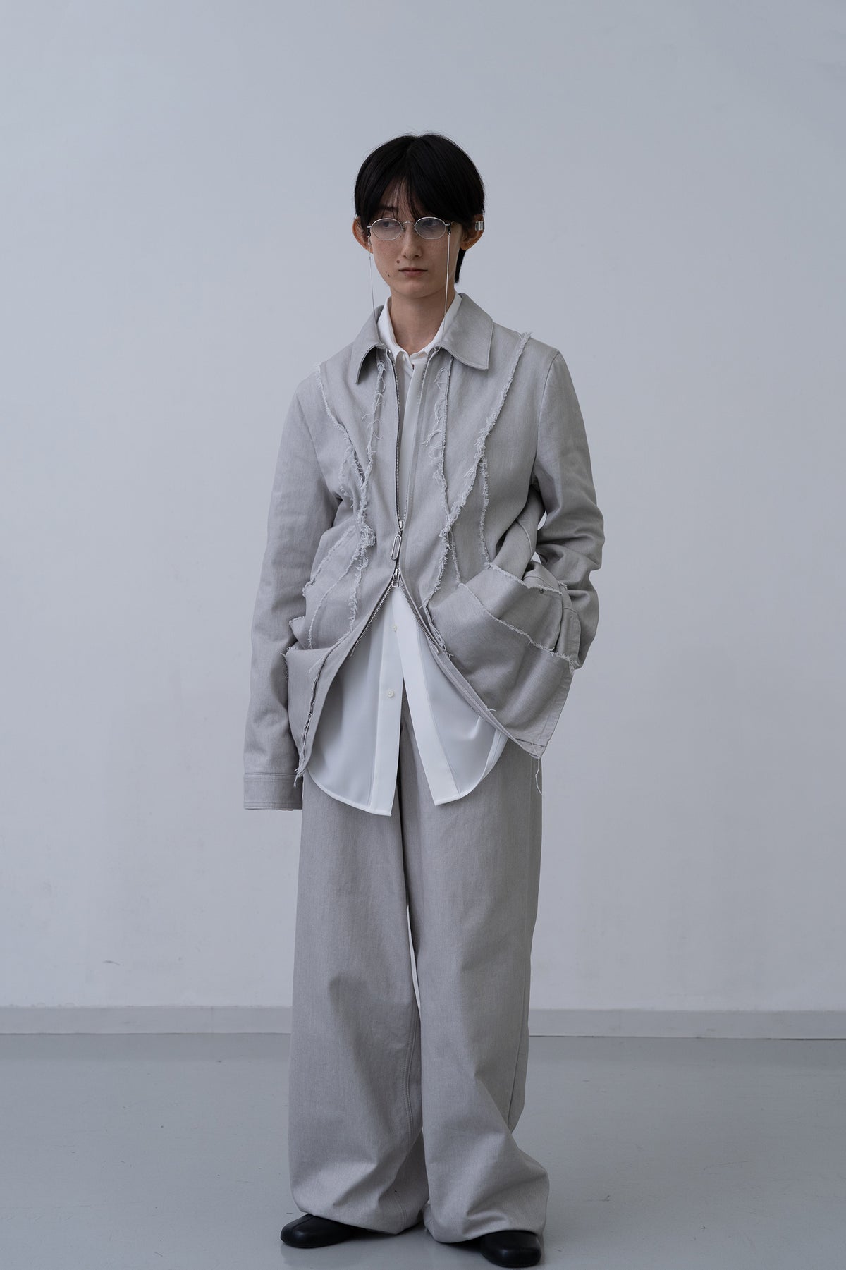 Winker Denim Jacket / grey - Image 7