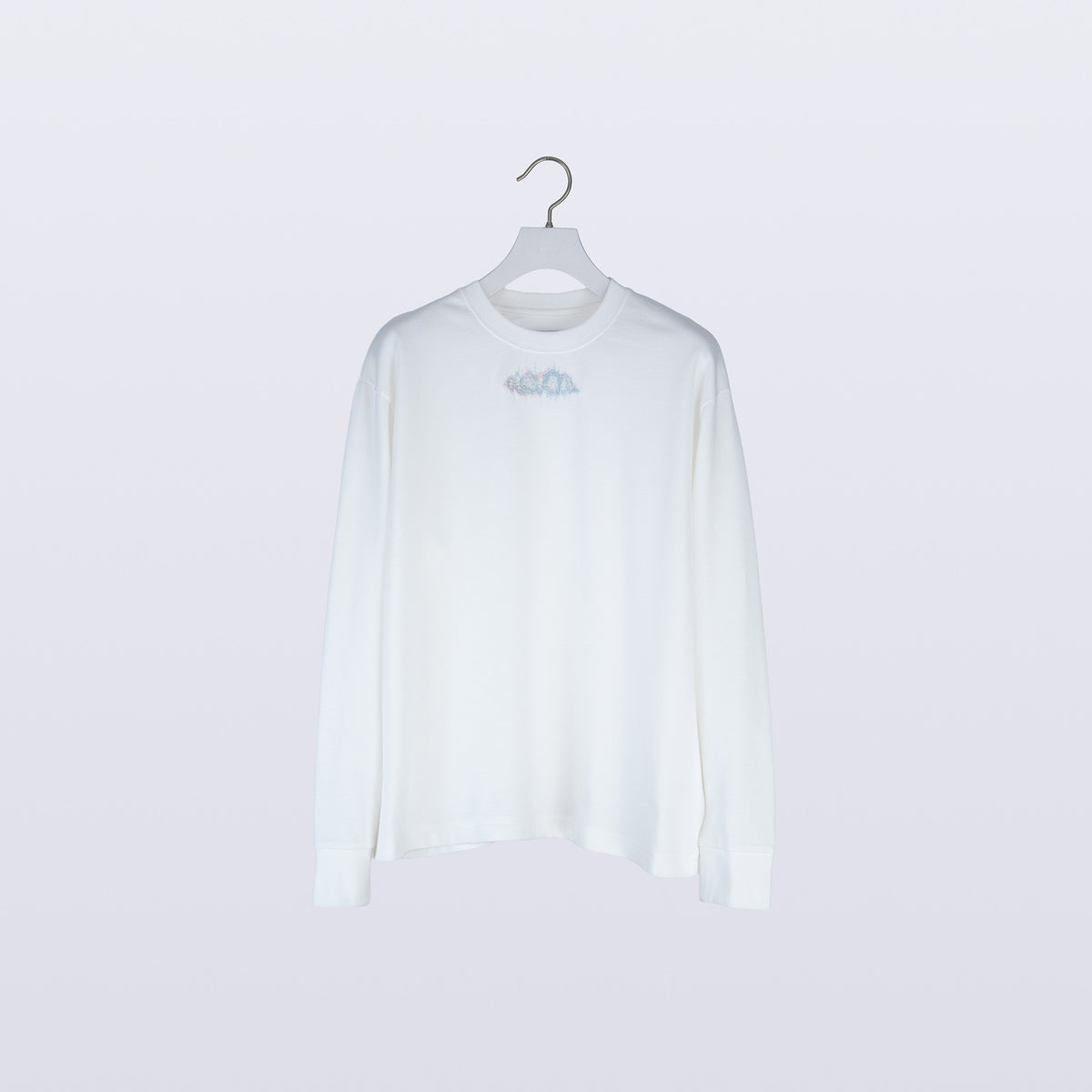Winker Embroidery Sweat Shirt / white